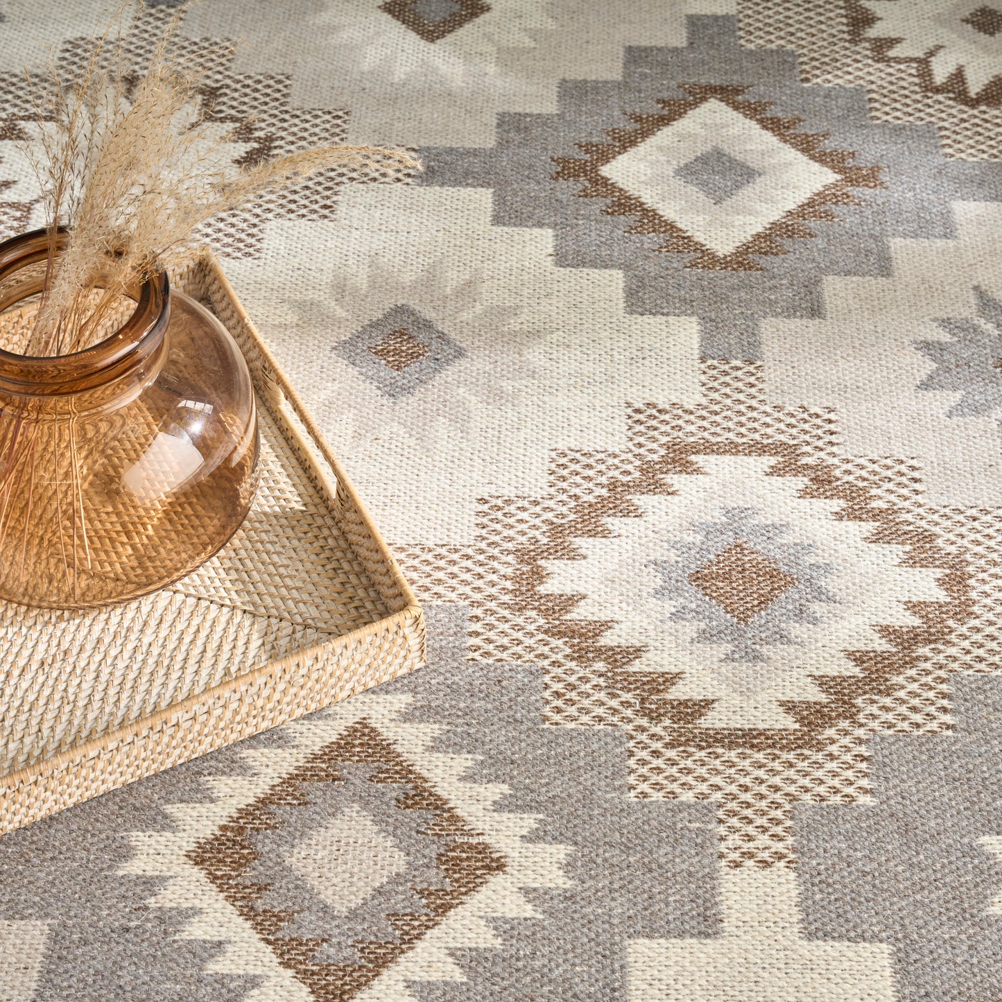 Nourison Copenhagen 8' x 10' Ivory Beige Modern Indoor Rug