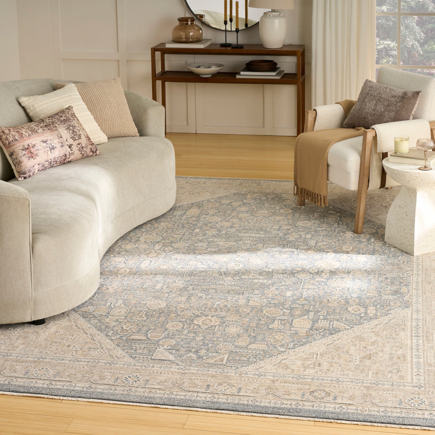 Nourison Retreat 5'3" x 7'6" Ivory Blue Vintage Indoor Rug