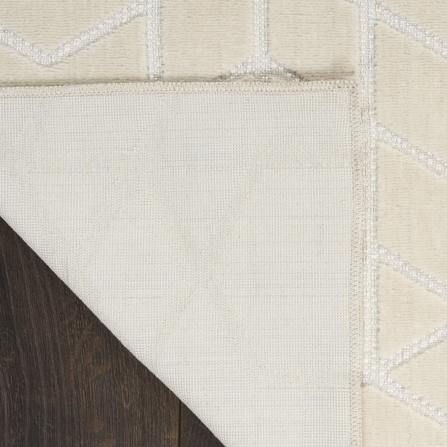 Nourison Washable Charm 2' x 3' Ivory Modern Indoor Rug