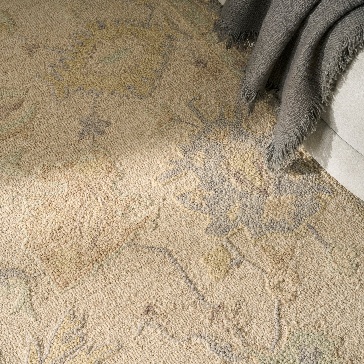 Nourison Maison 5'9" x 8'9" Ivory Vintage Indoor Rug