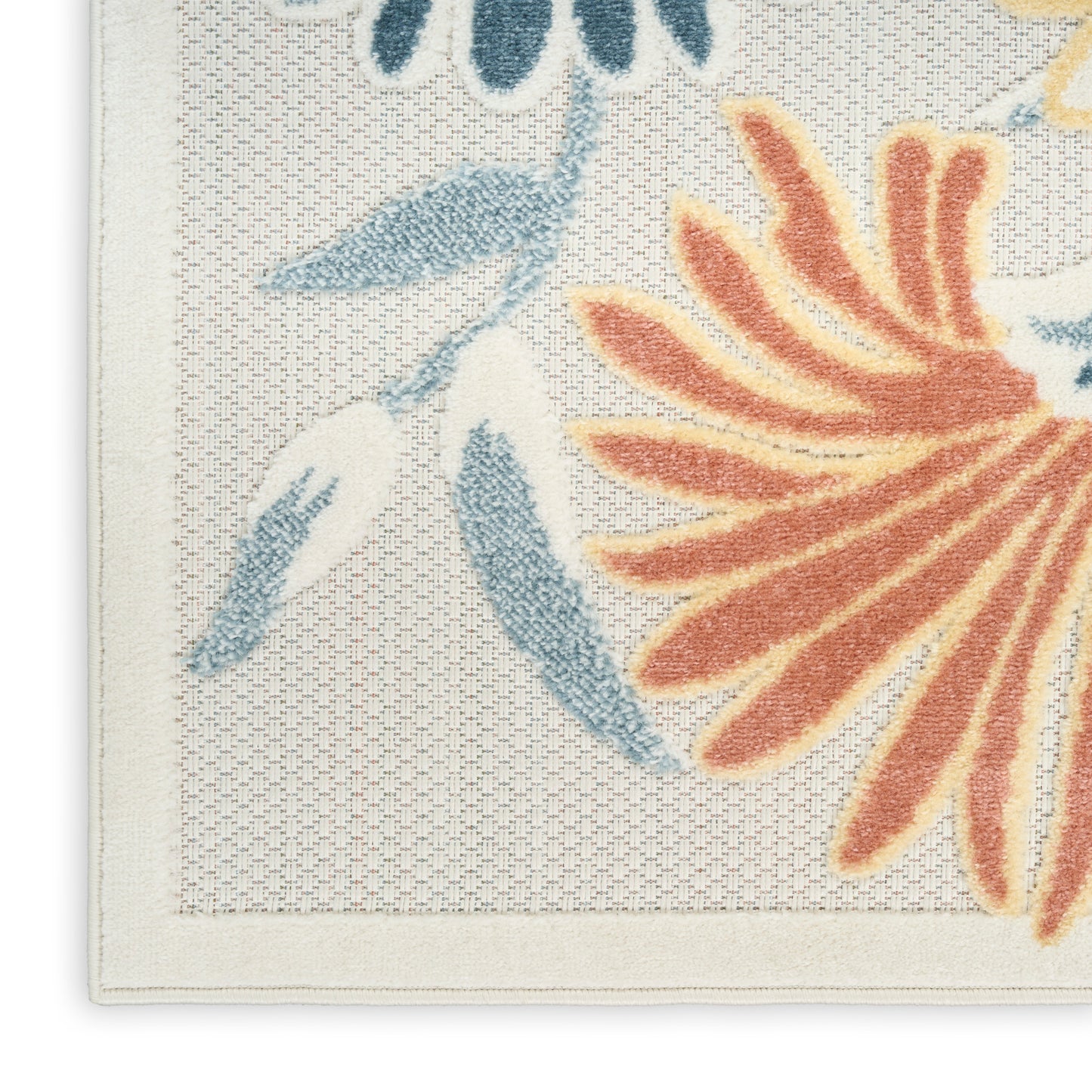 Nourison Aloha 5'3" x 7'5" Ivory Rose Outdoor Rug