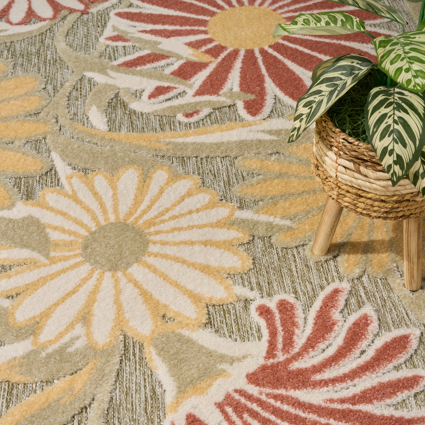 Nourison Aloha 5'3" x 7'5" Sage Rose Outdoor Rug