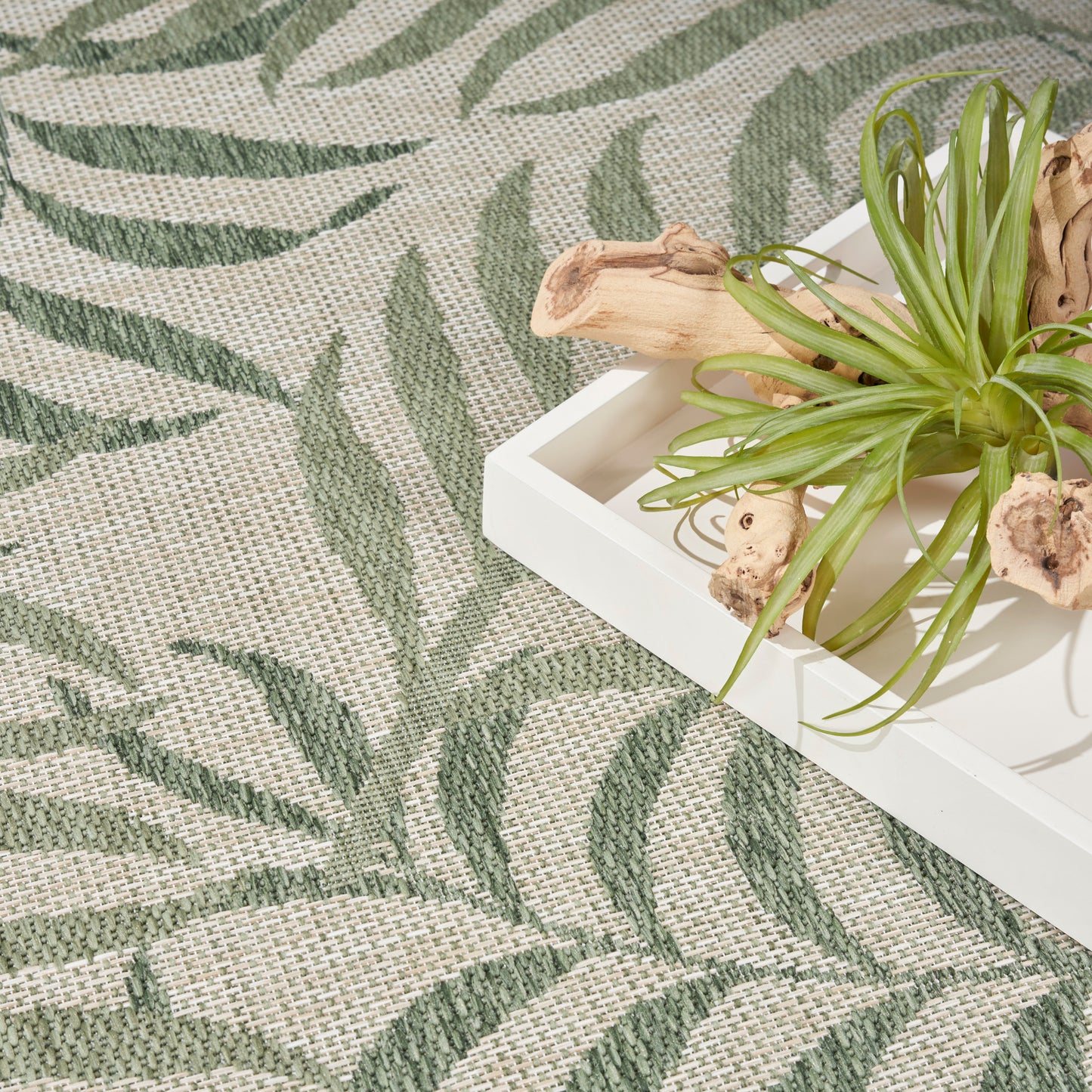 Nourison Garden Oasis 10' x 14' Ivory Green Tropical Rug