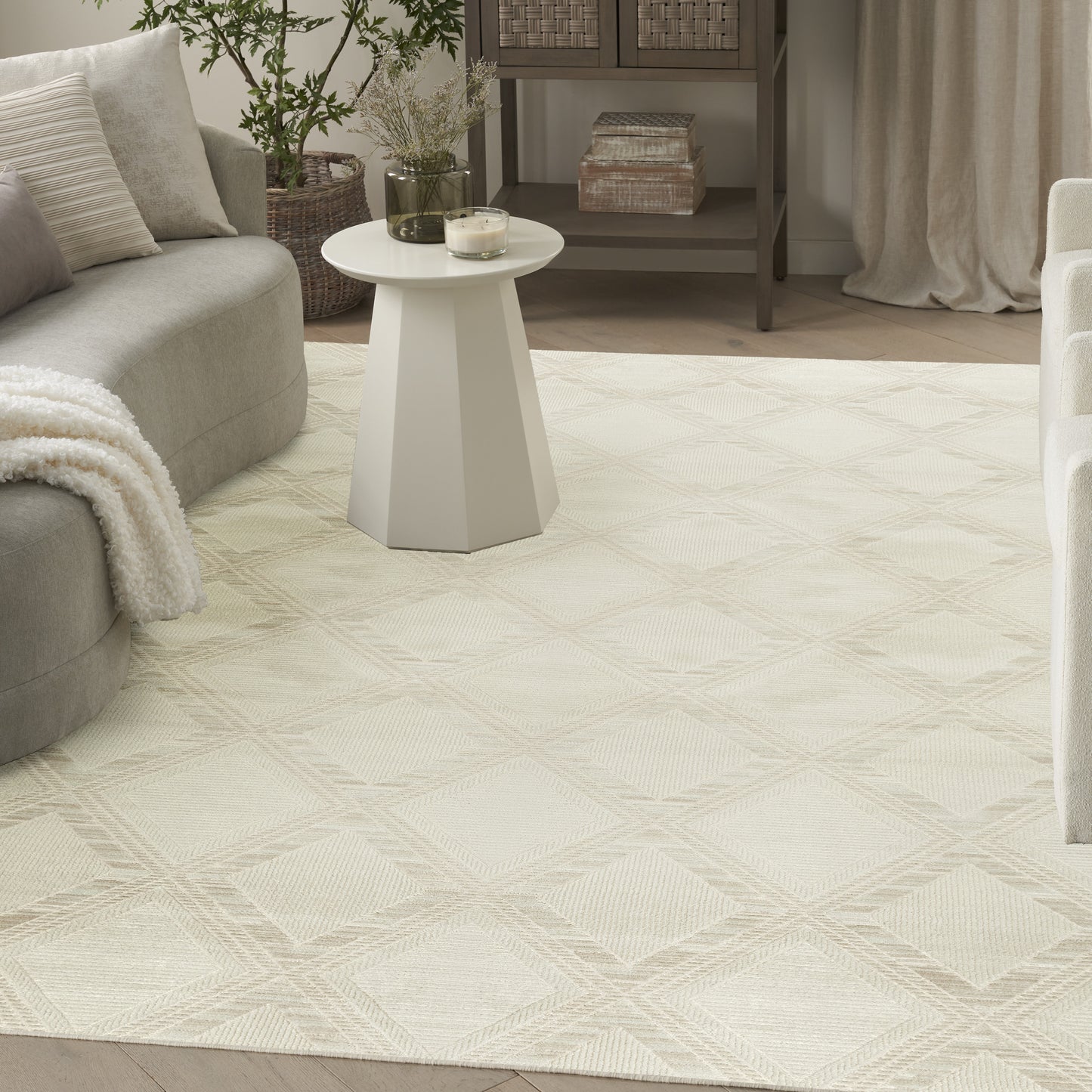 Nourison Serenity Home 10' x 14' Ivory Modern Indoor Rug
