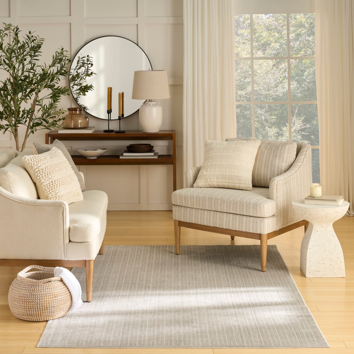 Nourison Washable Charm 4' x 6' Silver Ivory Modern Indoor Rug