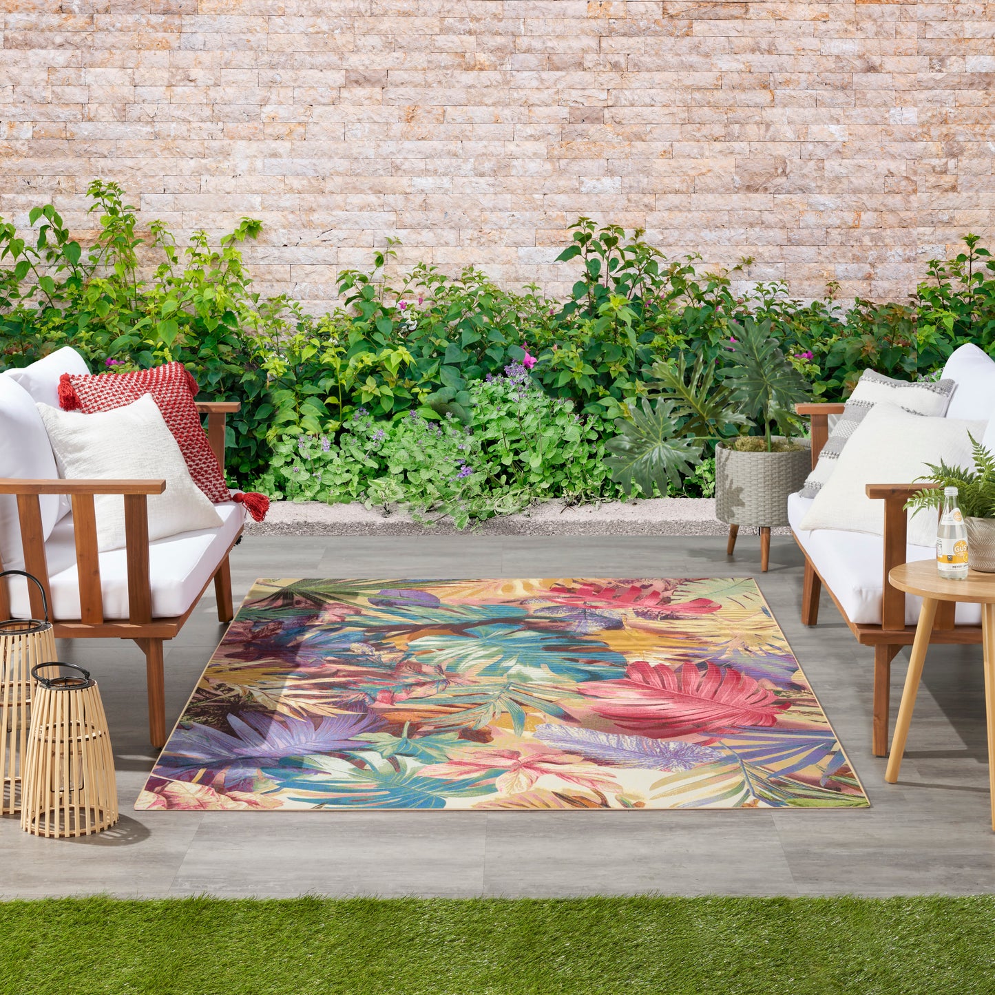 Nourison Color Splash 4' x 6' Multicolor Outdoor Rug