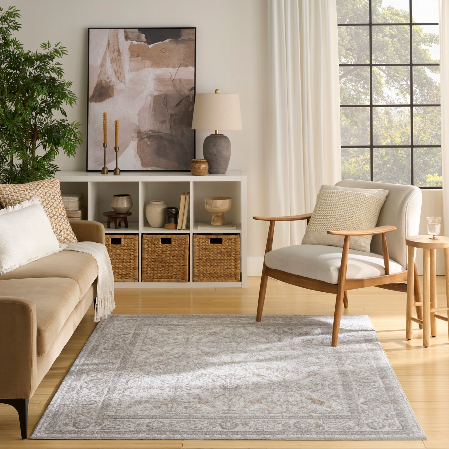 Nourison Dekor 4' x 6' Grey Vintage Indoor Rug