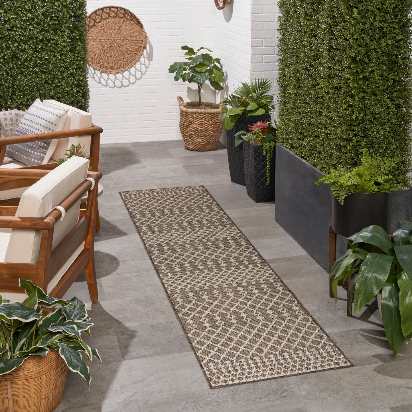 Nourison Positano 2'2" x 10' Natural Modern Rug