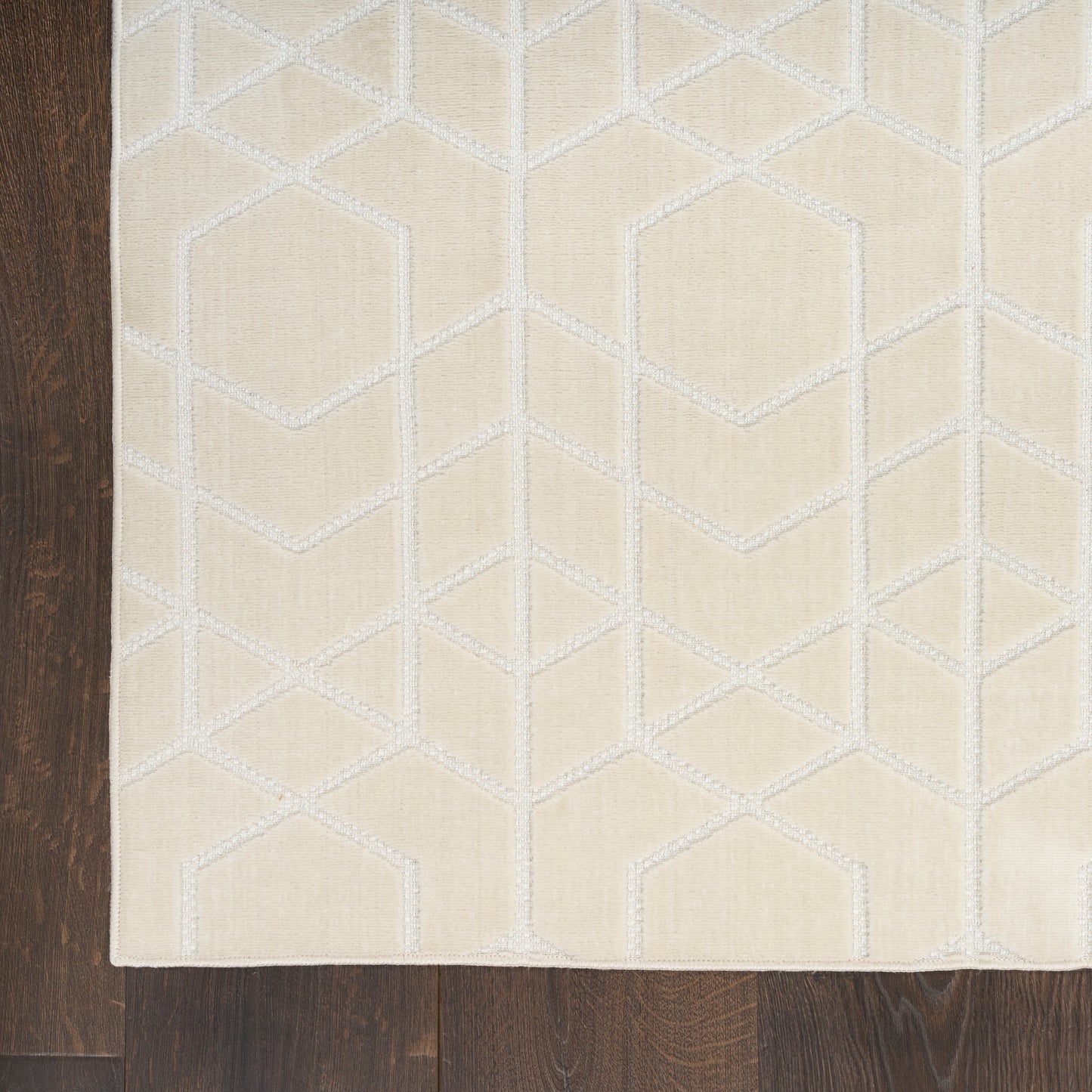 Nourison Washable Charm 5' x 7' Ivory Modern Indoor Rug