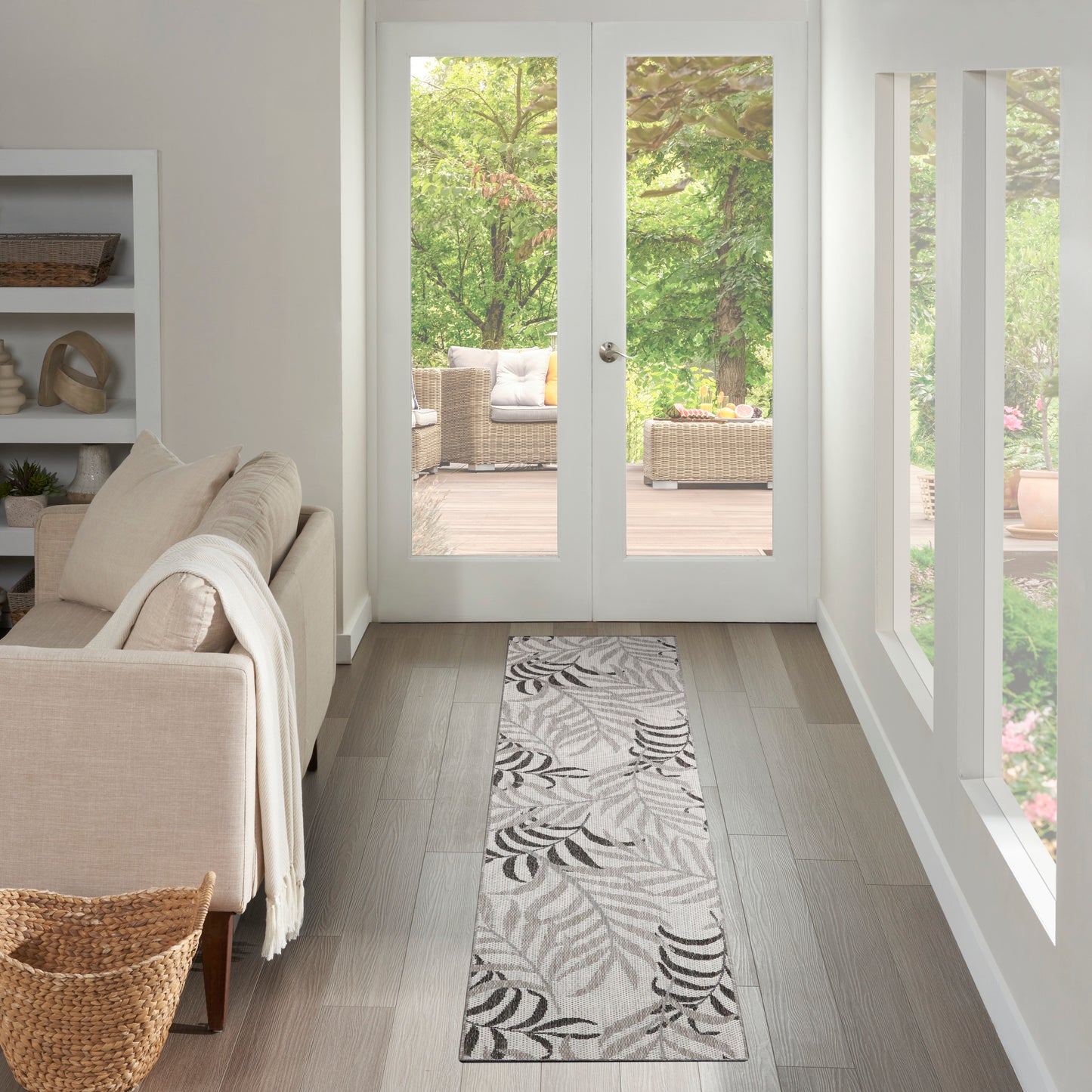Nourison Garden Oasis 2' x 6' Grey Tropical Rug