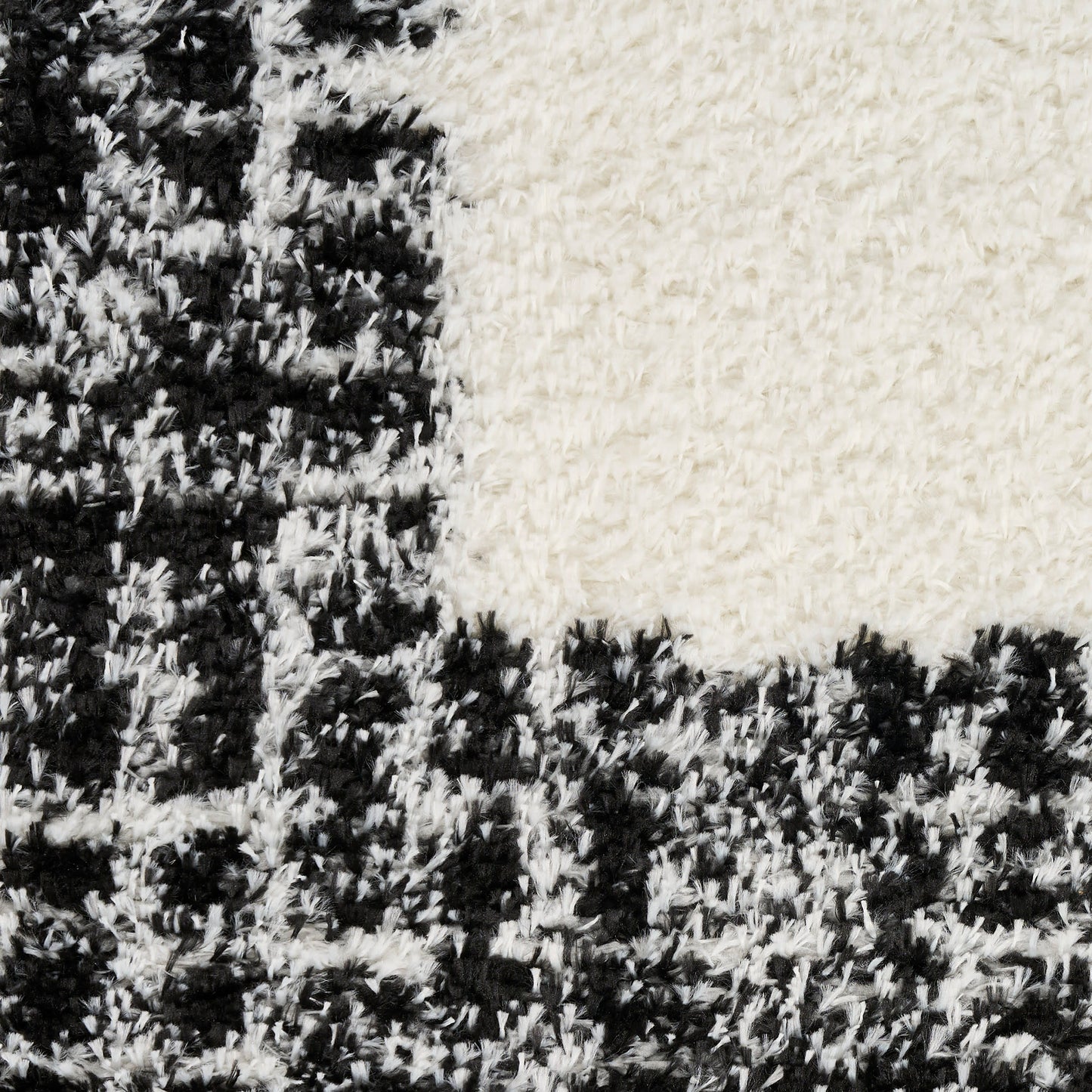 Nourison Pacific Shag 7'10" x 9'10" Ivory Black Shag Indoor Rug