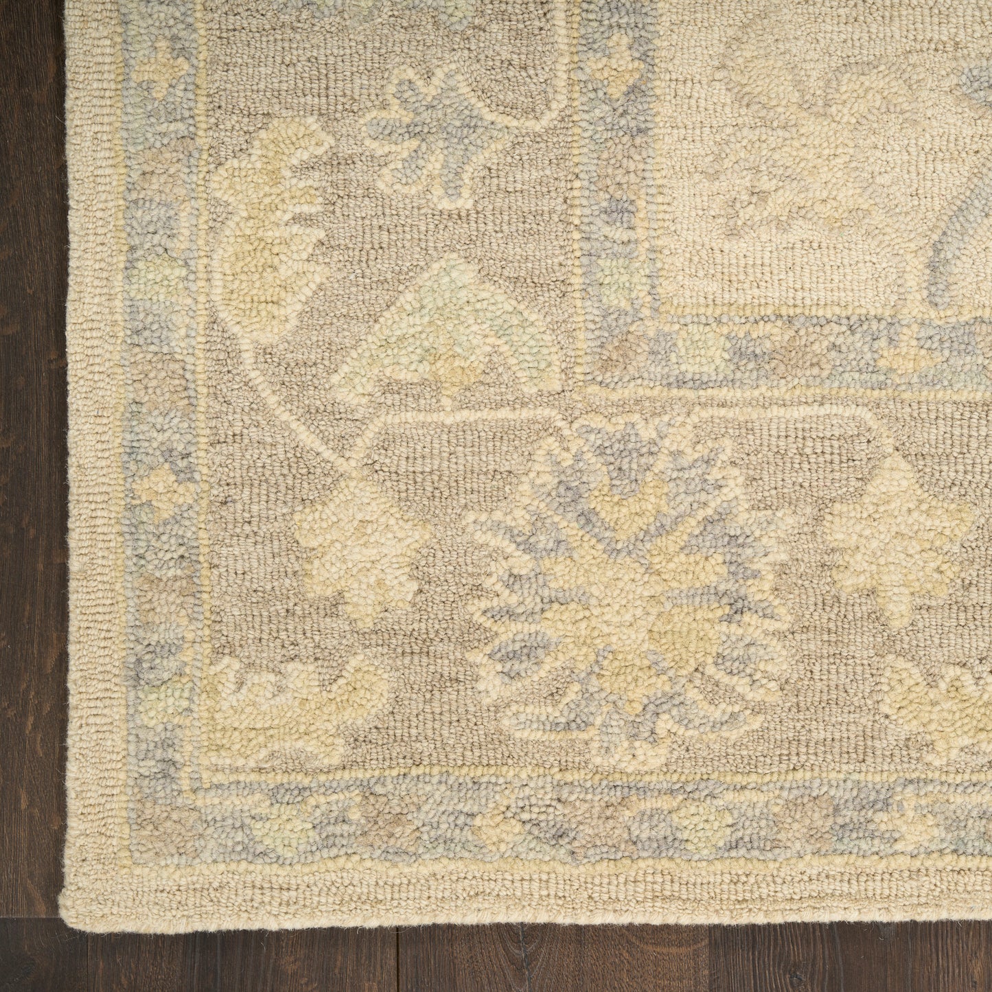 Nourison Maison 5'9" x 8'9" Ivory Taupe Vintage Indoor Rug