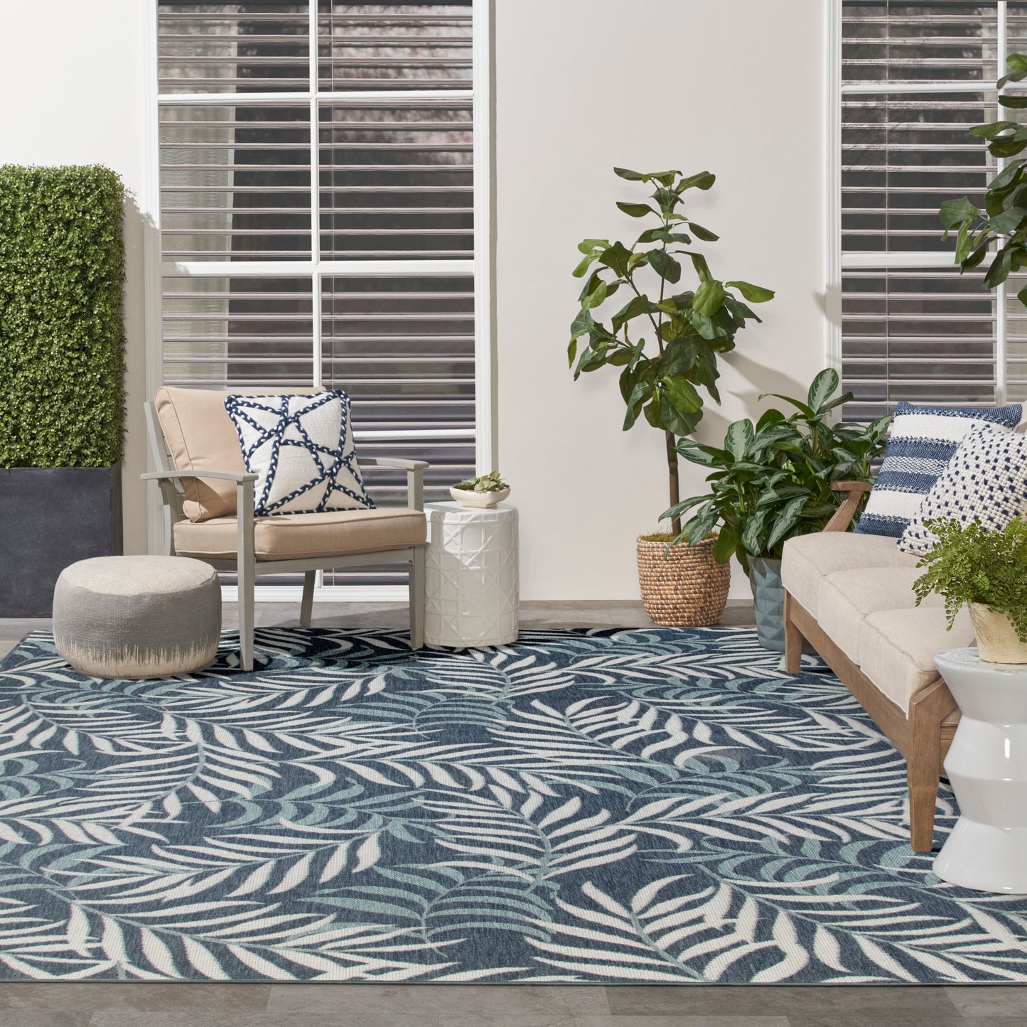 Nourison Garden Oasis 10' x 14' Navy Tropical Rug