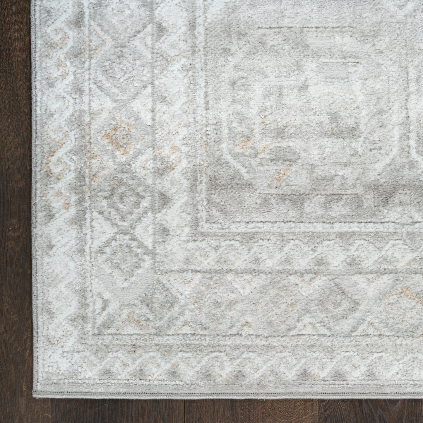 Nourison Dekor 5'3" x 7' Grey Vintage Indoor Rug