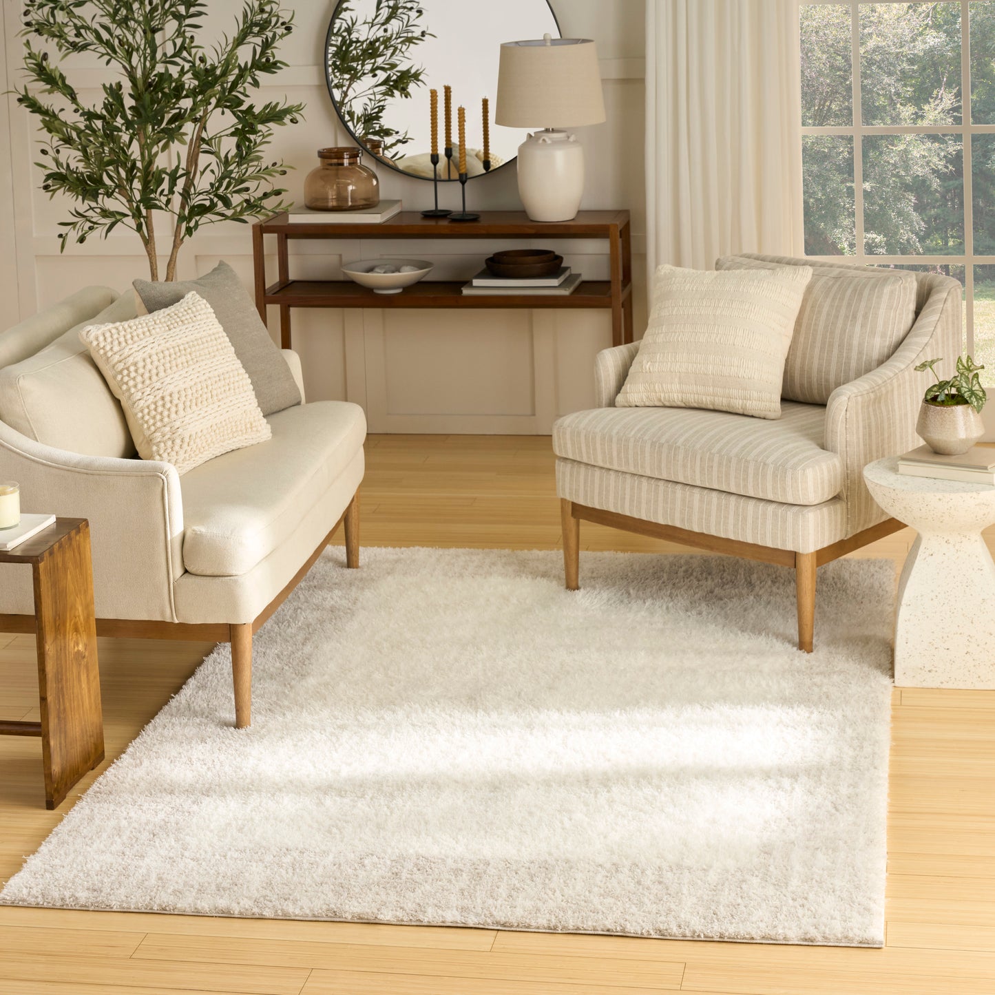 Nourison Pacific Shag 5'3" x 7'3" Ivory Beige Shag Indoor Rug