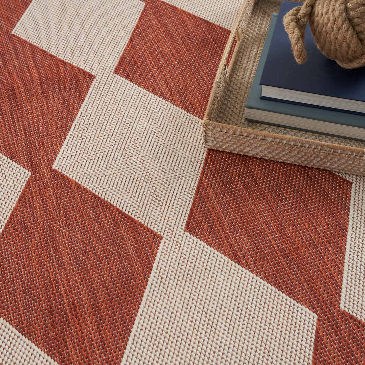 Nourison Positano 6' x Round Terracotta Modern Rug