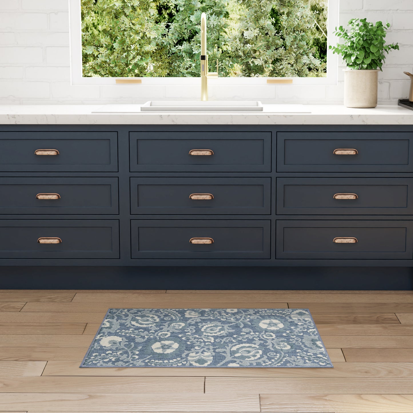 Nourison Aloha 2'8" x 4' Blue Farmhouse Rug