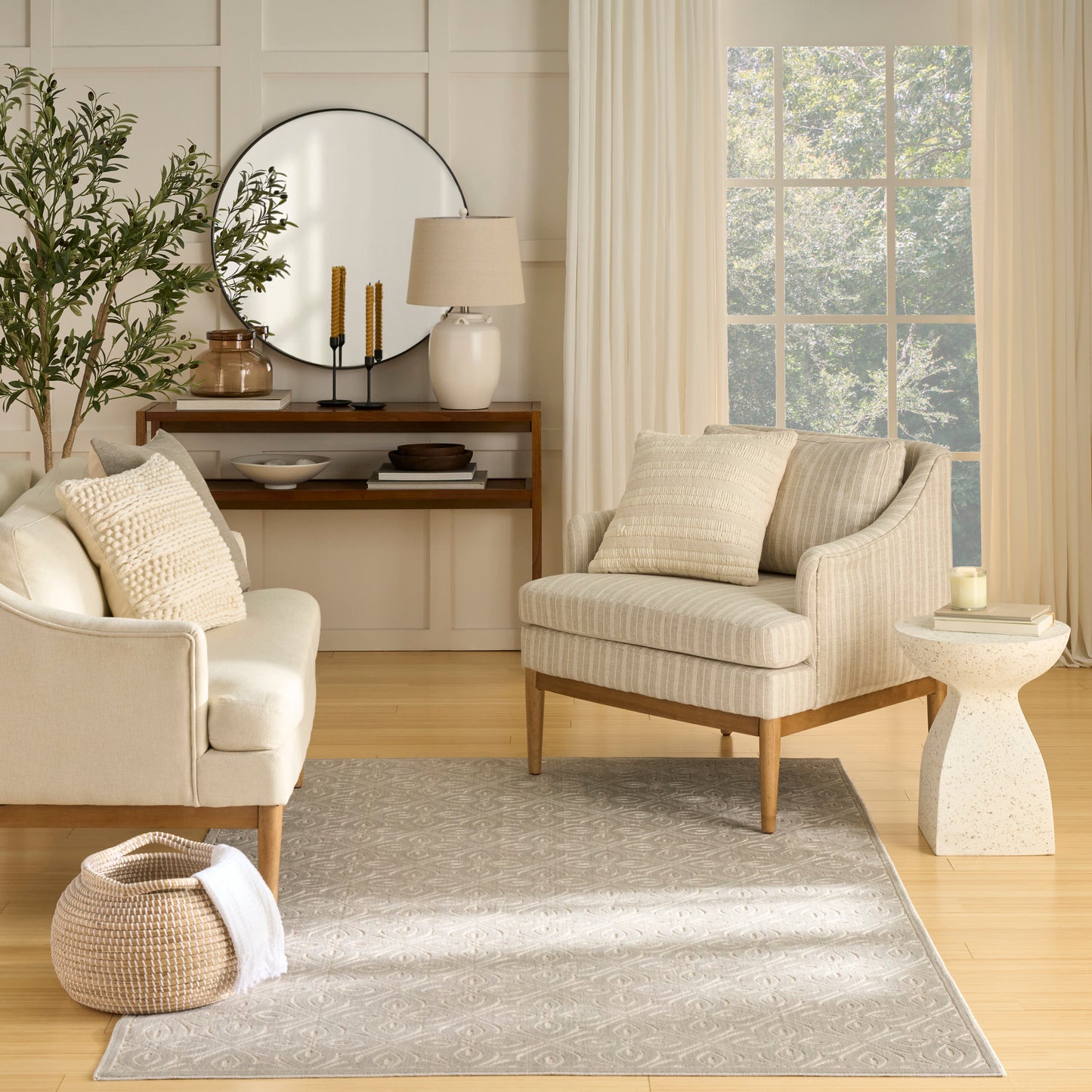 Nourison Washable Charm 6' x 9' Silver Ivory Contemporary Indoor Rug