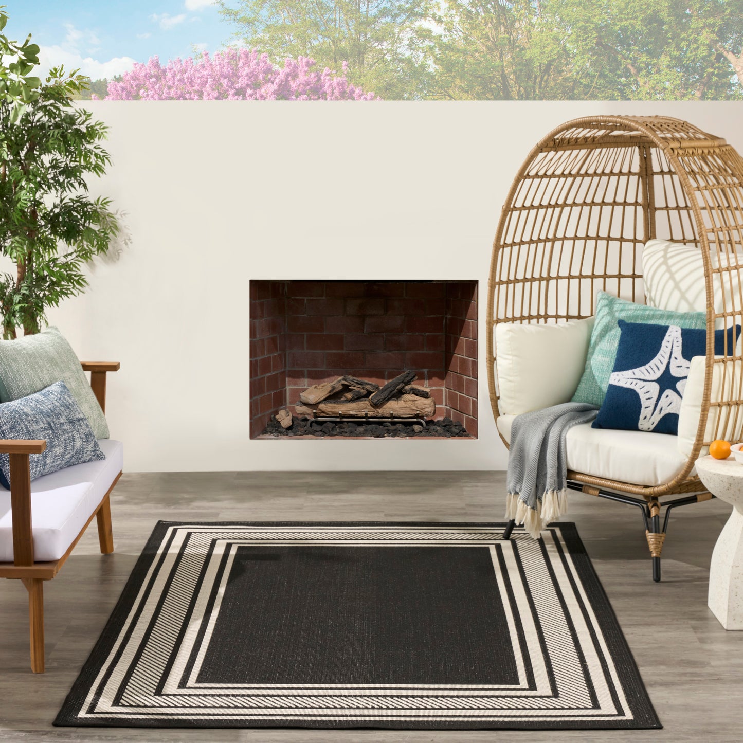 Nourison Horizon Indoor/Outdoor 6' x 9' Black Modern Rug