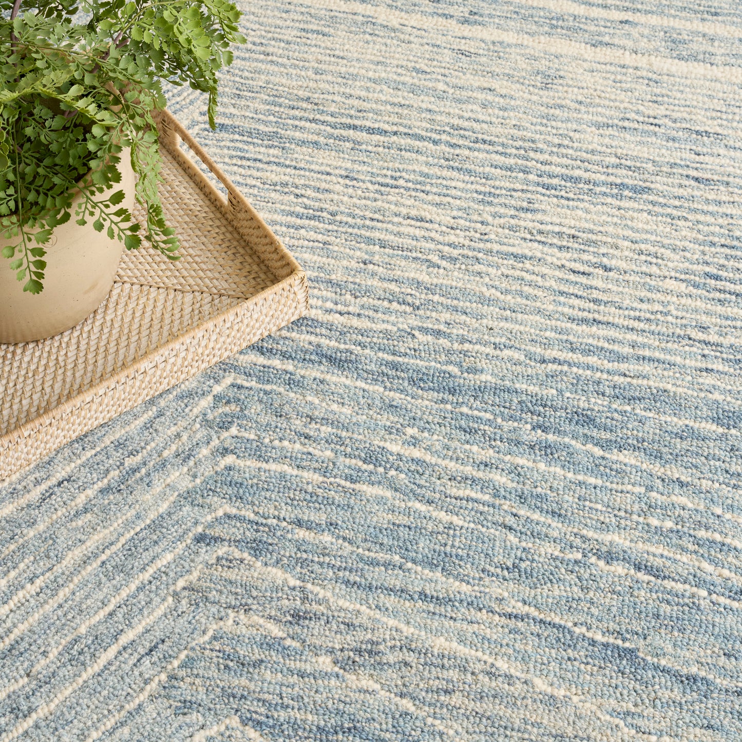 DKNY Pure Angles 5'3" x 7'3" Ivory Blue Modern Indoor Rug