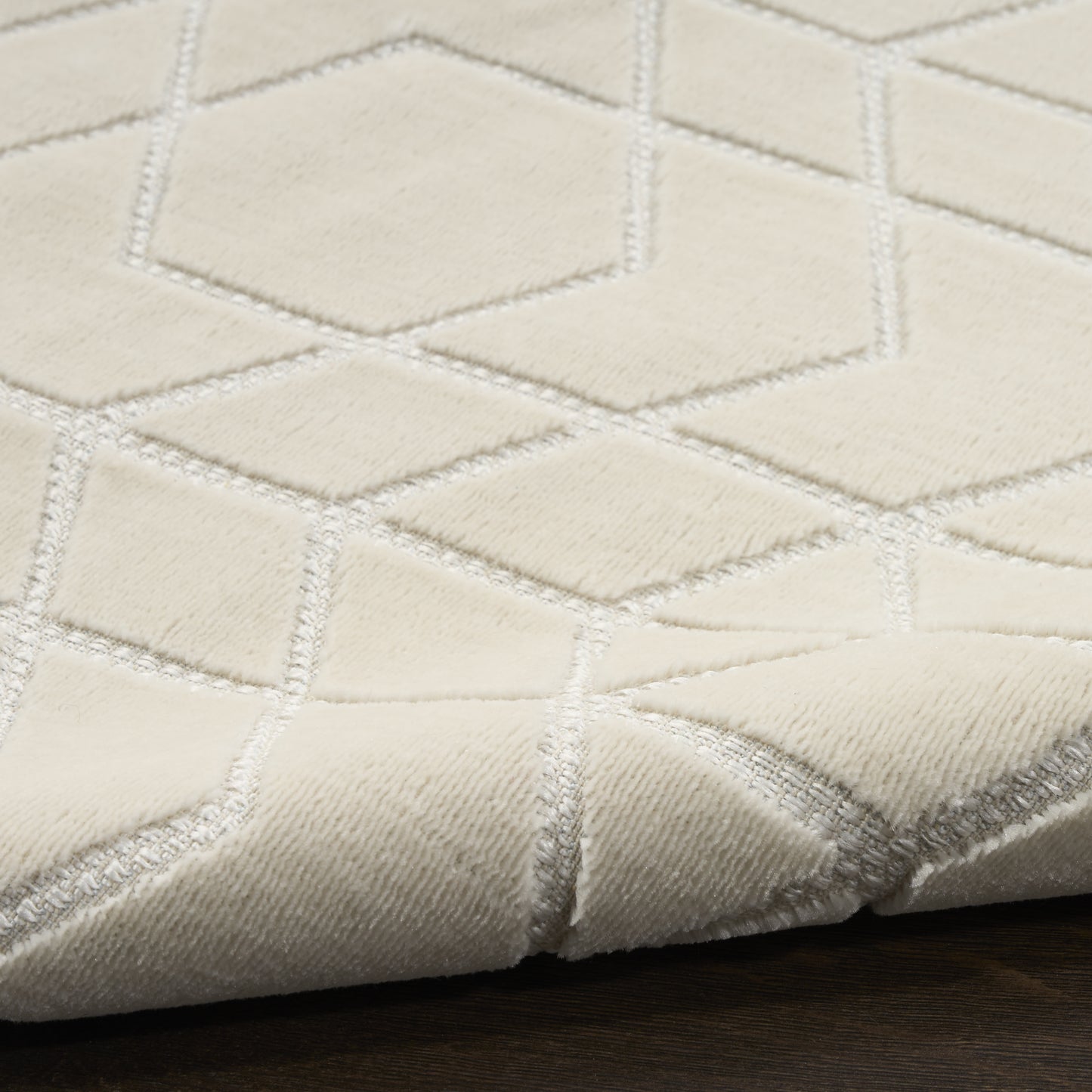 Nourison Washable Charm 2' x 3' Ivory Modern Indoor Rug