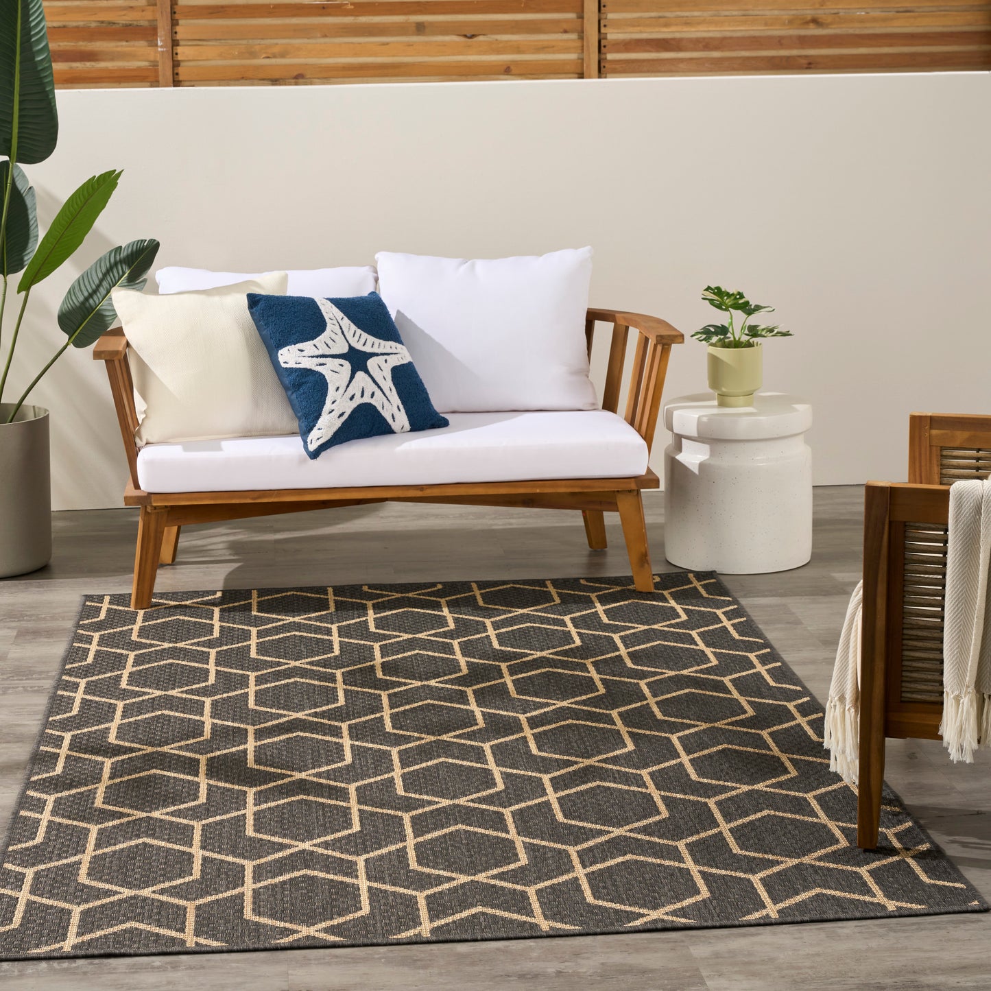 Nourison Horizon Indoor/Outdoor 5' x 7' Charcoal Modern Rug