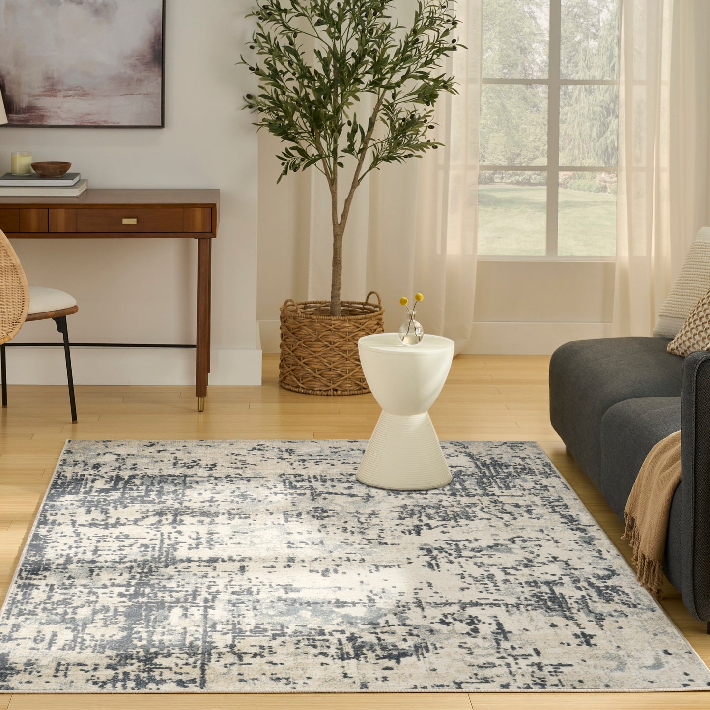 Nourison Quarry 5'3" x 7'3" Ivory Grey Modern Indoor Rug