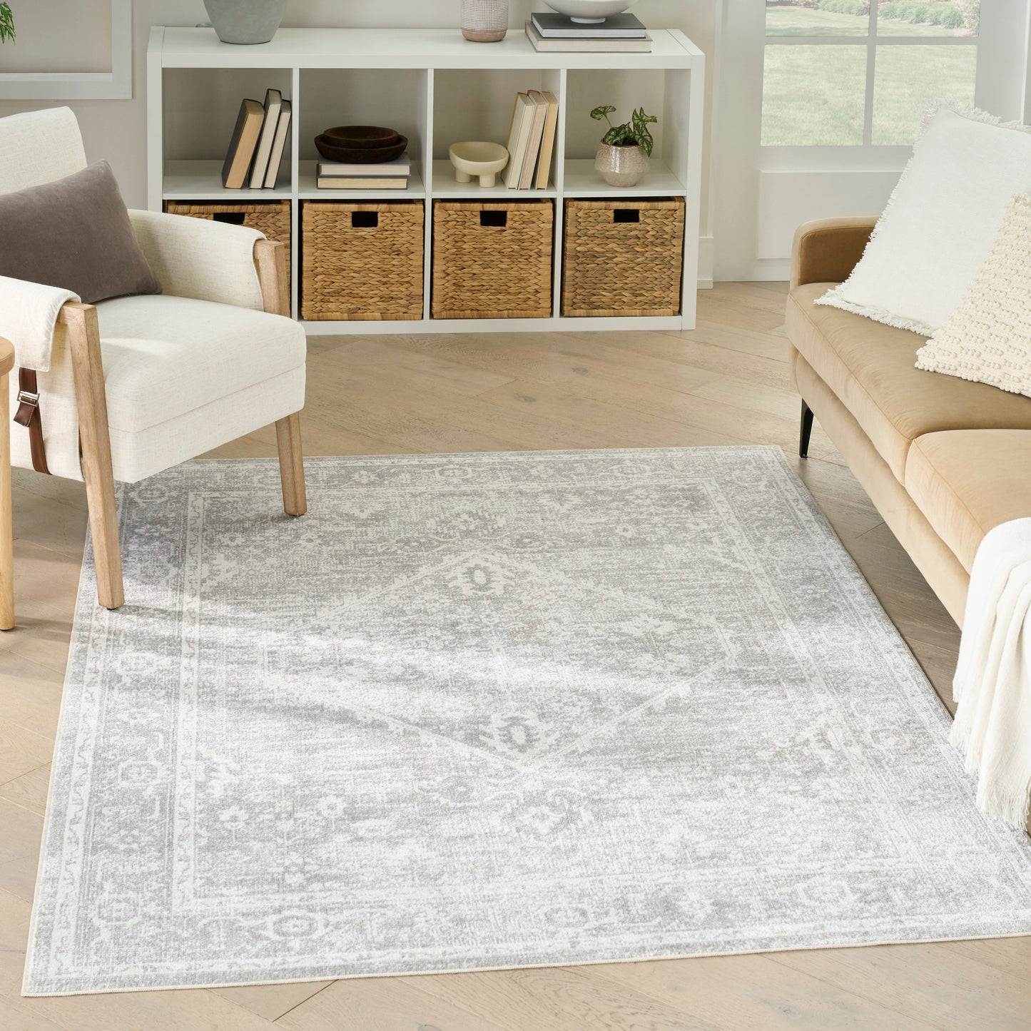 Nourison Astra Machine Washable 5'3" x 7' Light Grey Vintage Indoor Rug