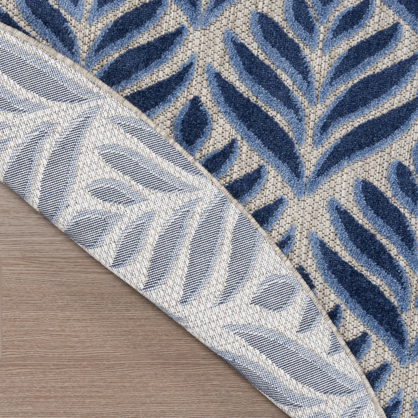 Nourison Aloha 5'3" x Round Blue Tropical Rug