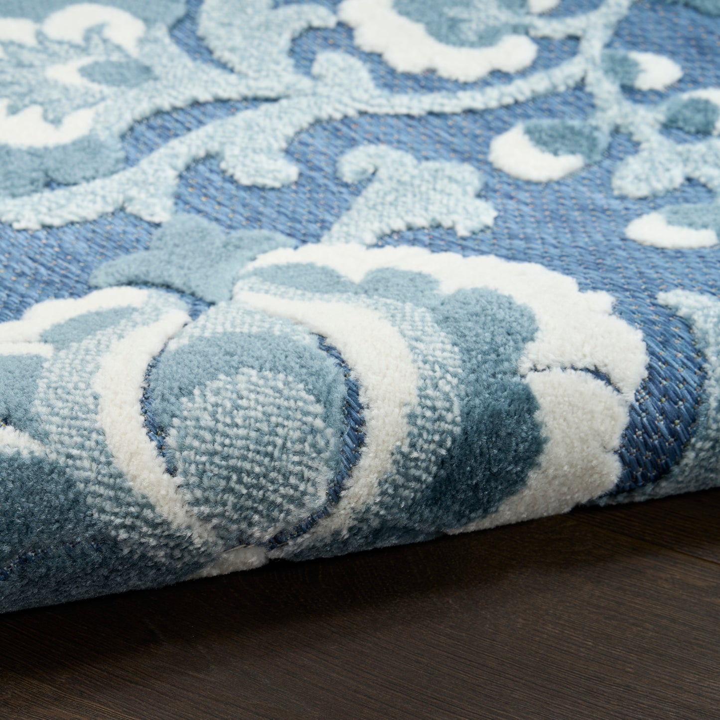 Nourison Aloha 3'6" x 5'6" Blue Farmhouse Rug