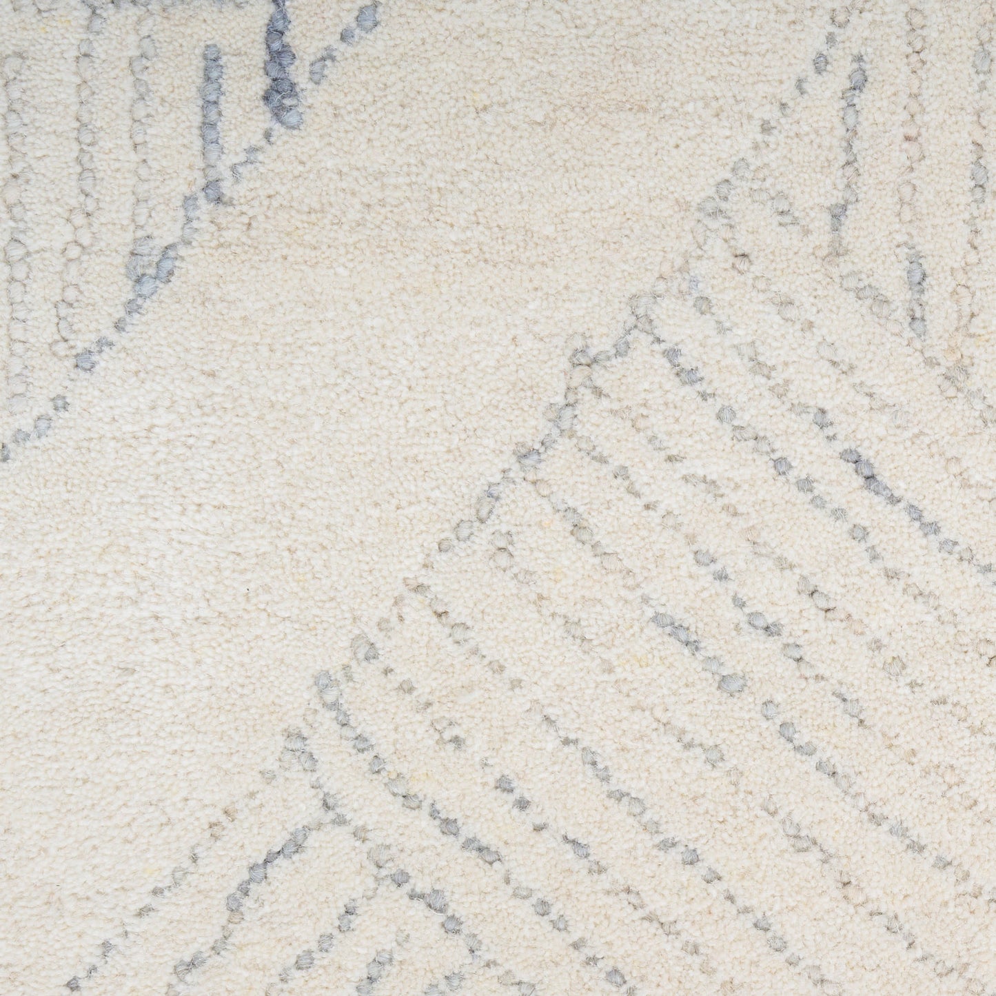 DKNY Pure Patterns 3'9" x 5'9" Ivory Grey Modern Indoor Rug