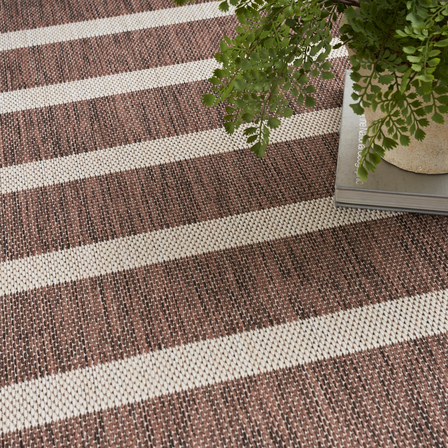 Nourison Positano 8' x Round Natural Ivory Modern Rug