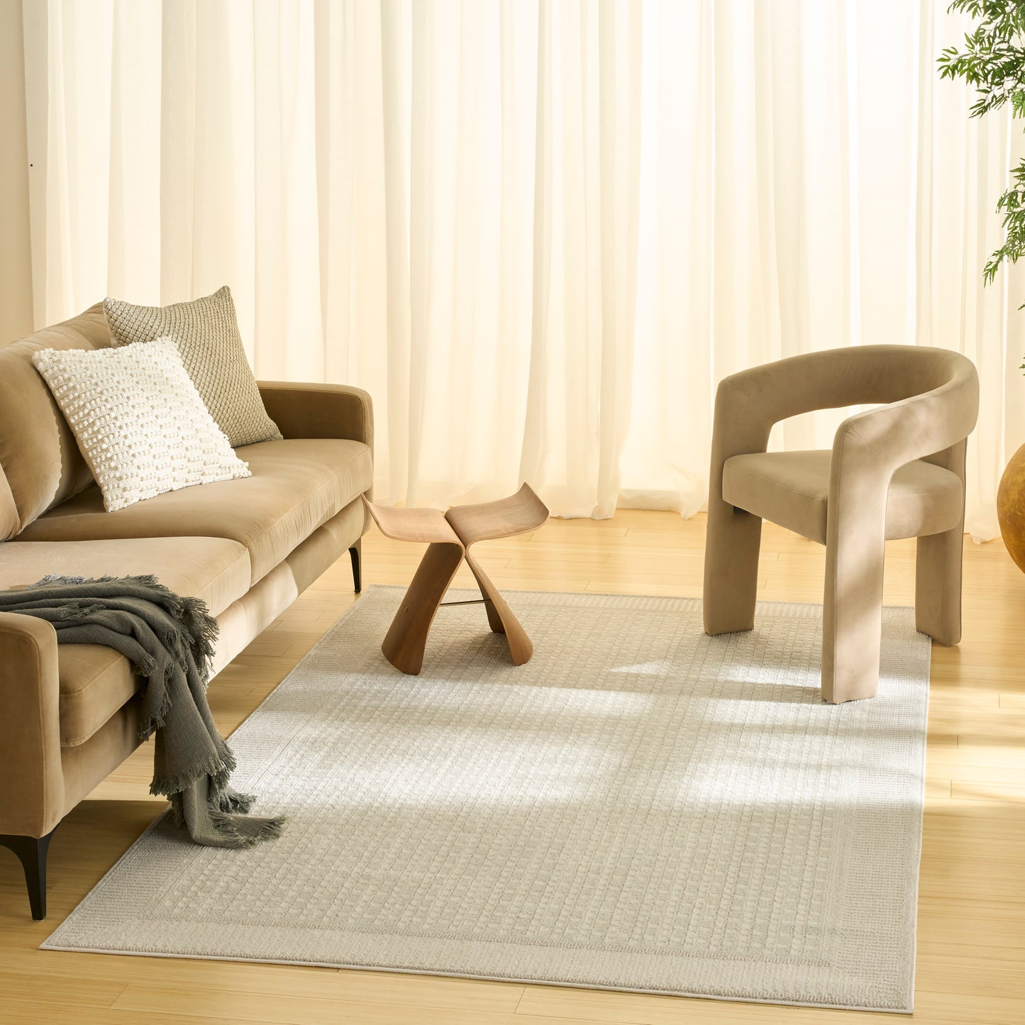 Nourison Nordic 5' x 7' Ivory Modern Indoor Rug