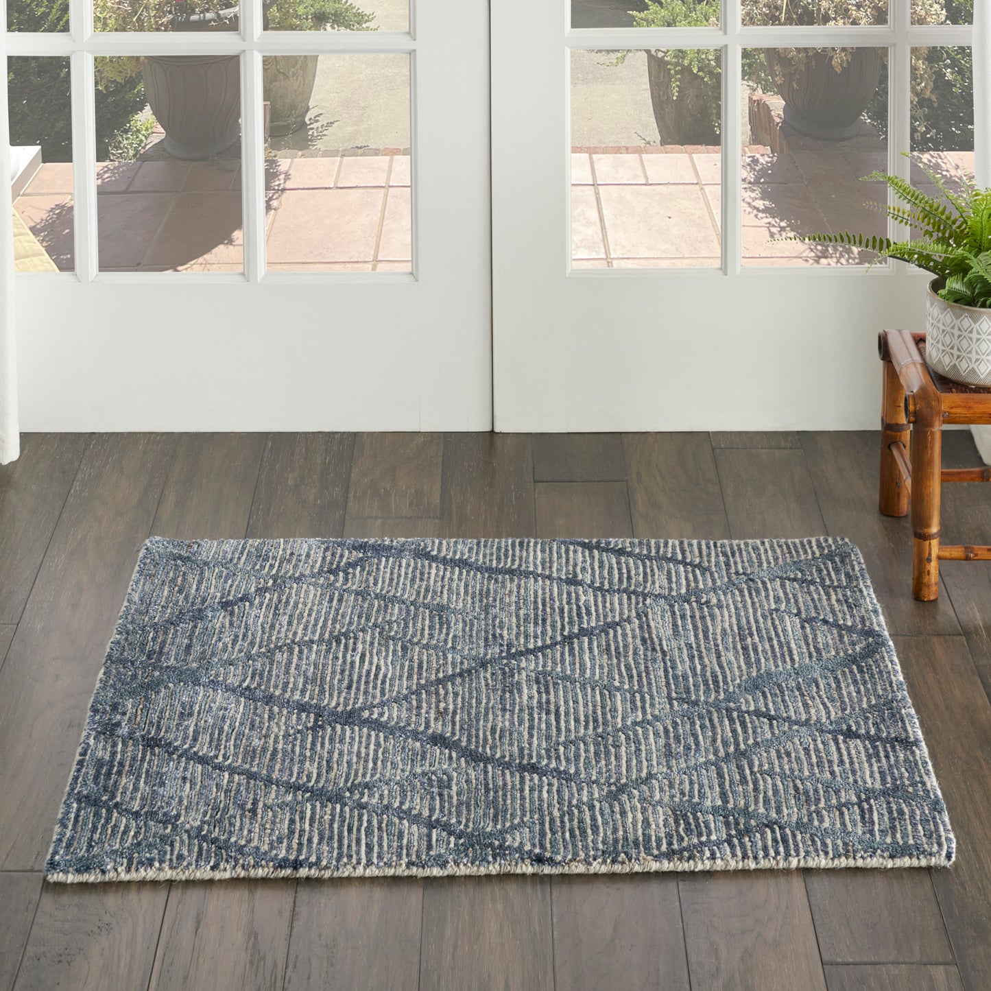 Nourison Ocean 2' x 3' Indigo Modern Indoor Rug