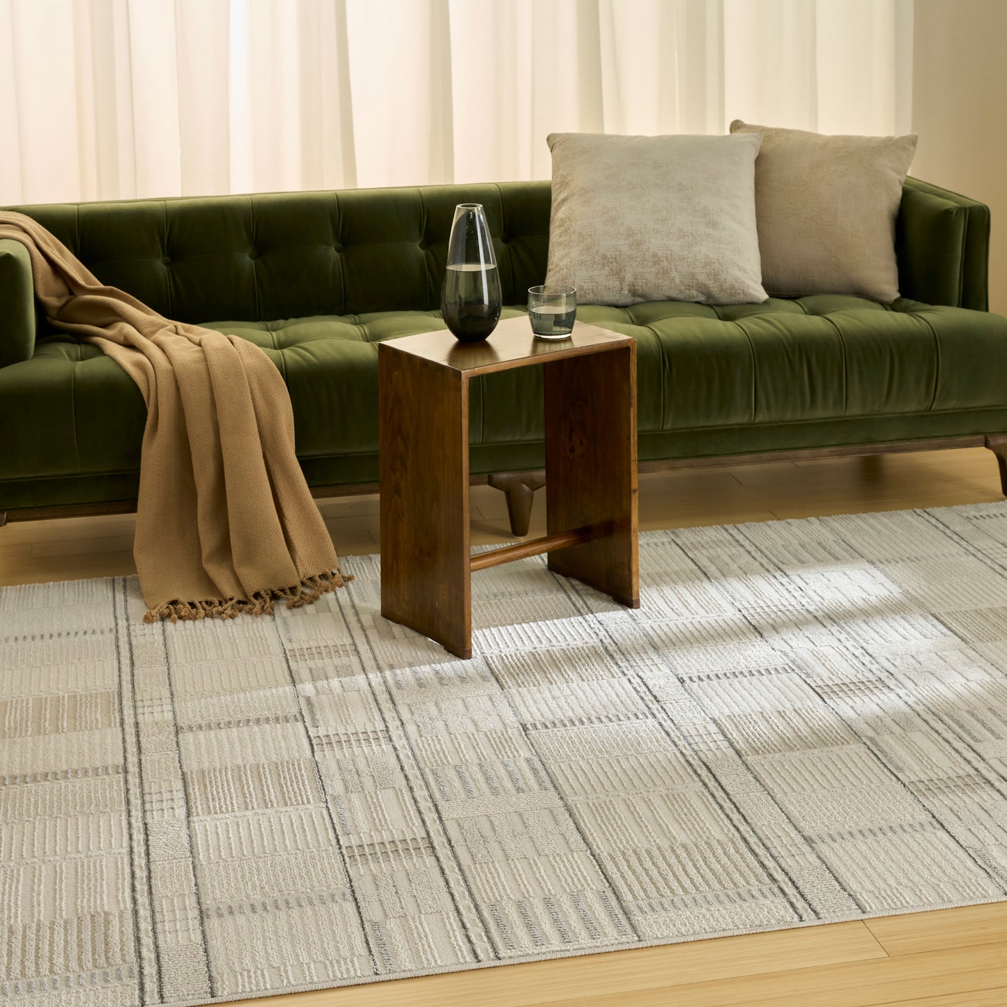 Nourison Nordic 4' x 6' Ivory Grey Modern Indoor Rug