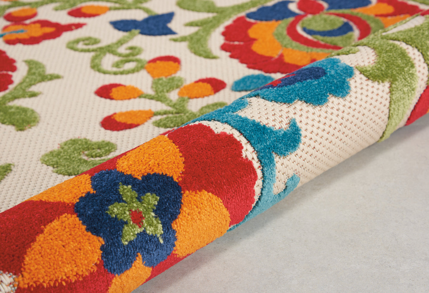 Nourison Aloha 5'3" x Round Multicolor Farmhouse Rug