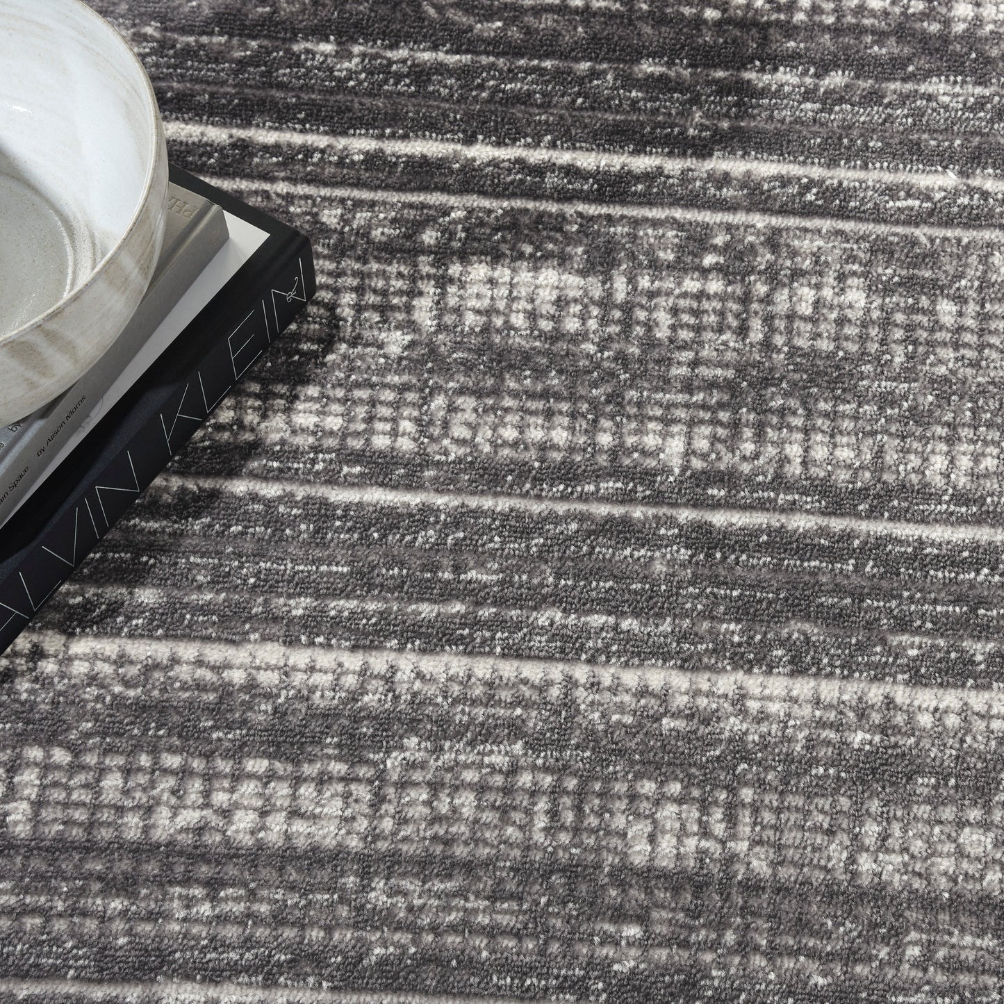 Calvin Klein CK011 Verdant 5'3" x 7'3" Charcoal Ivory Modern Indoor Rug