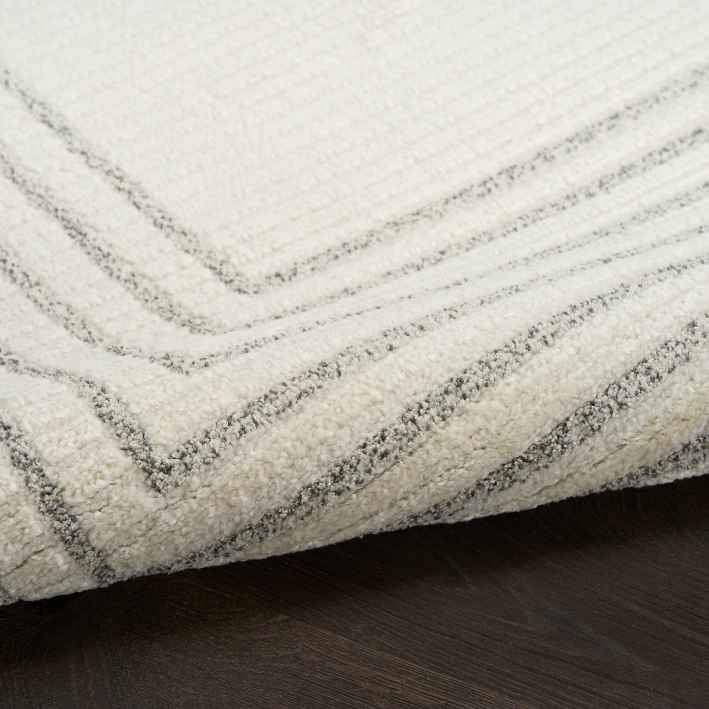 Nourison Ivory Hues 5'3" x 7'3" Ivory Grey Modern Indoor Rug