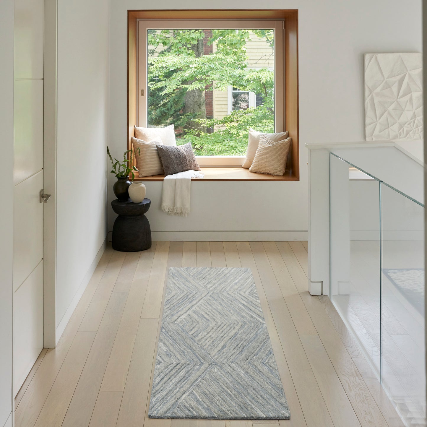 Nourison Graceful 2'3" x 7'6" Blue Modern Indoor Rug