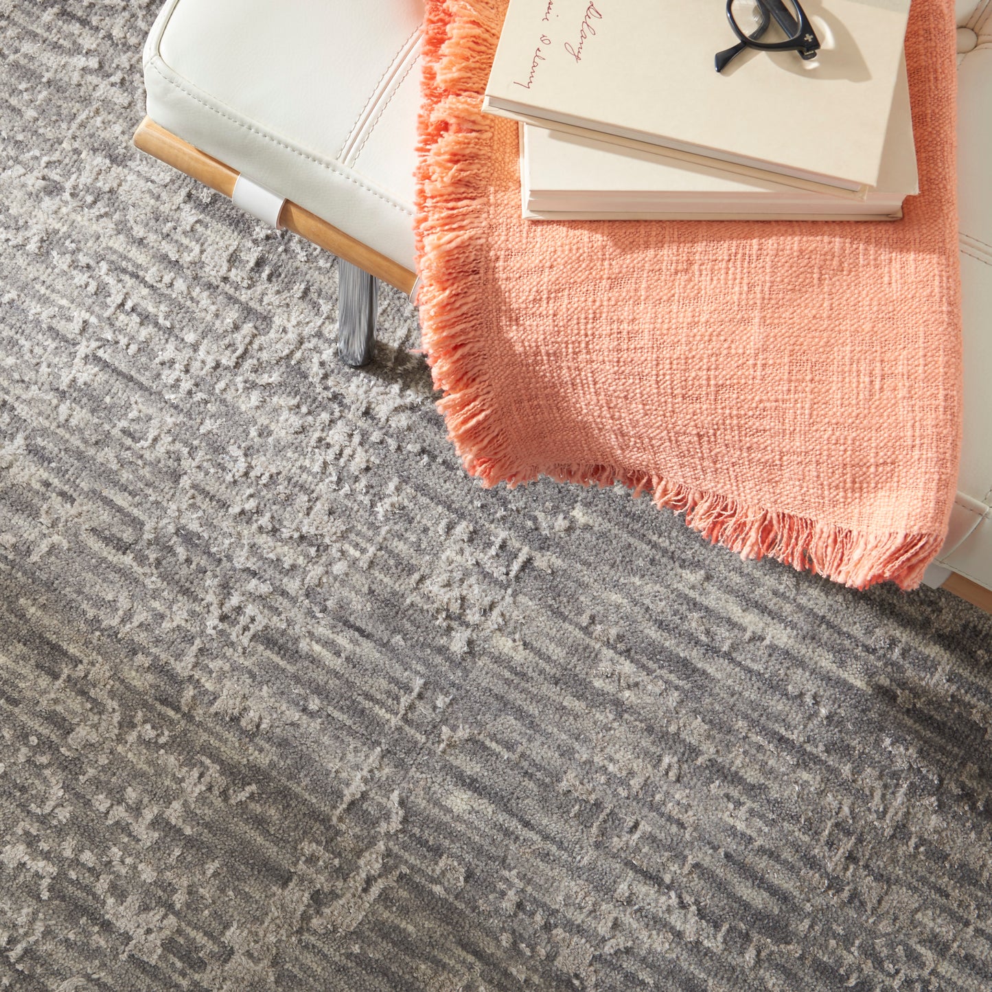 Nourison Luna 7'9" x 9'9" Grey Silver Modern Indoor Rug