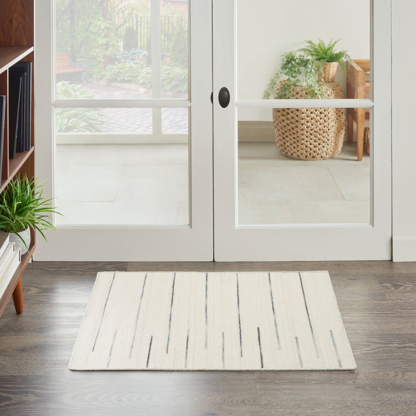Nourison Interweave 2' x 3' Ivory Modern Indoor Rug