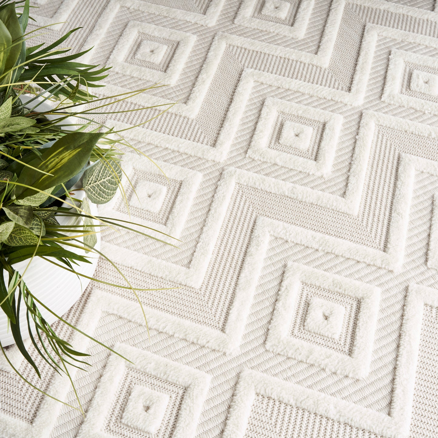 Nourison Versatile 9' x 12' Ivory White Modern Rug