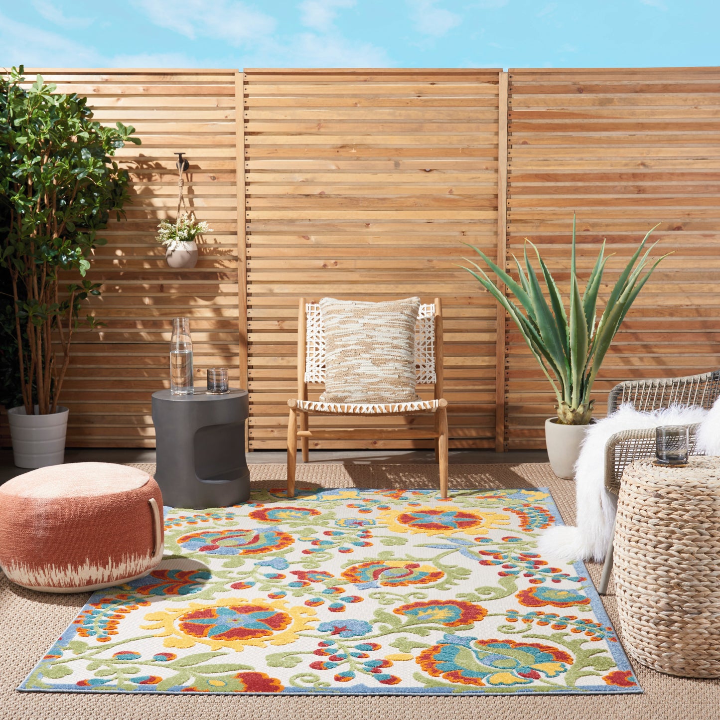 Nourison Aloha 6' x 9' Ivory Multicolor Farmhouse Rug