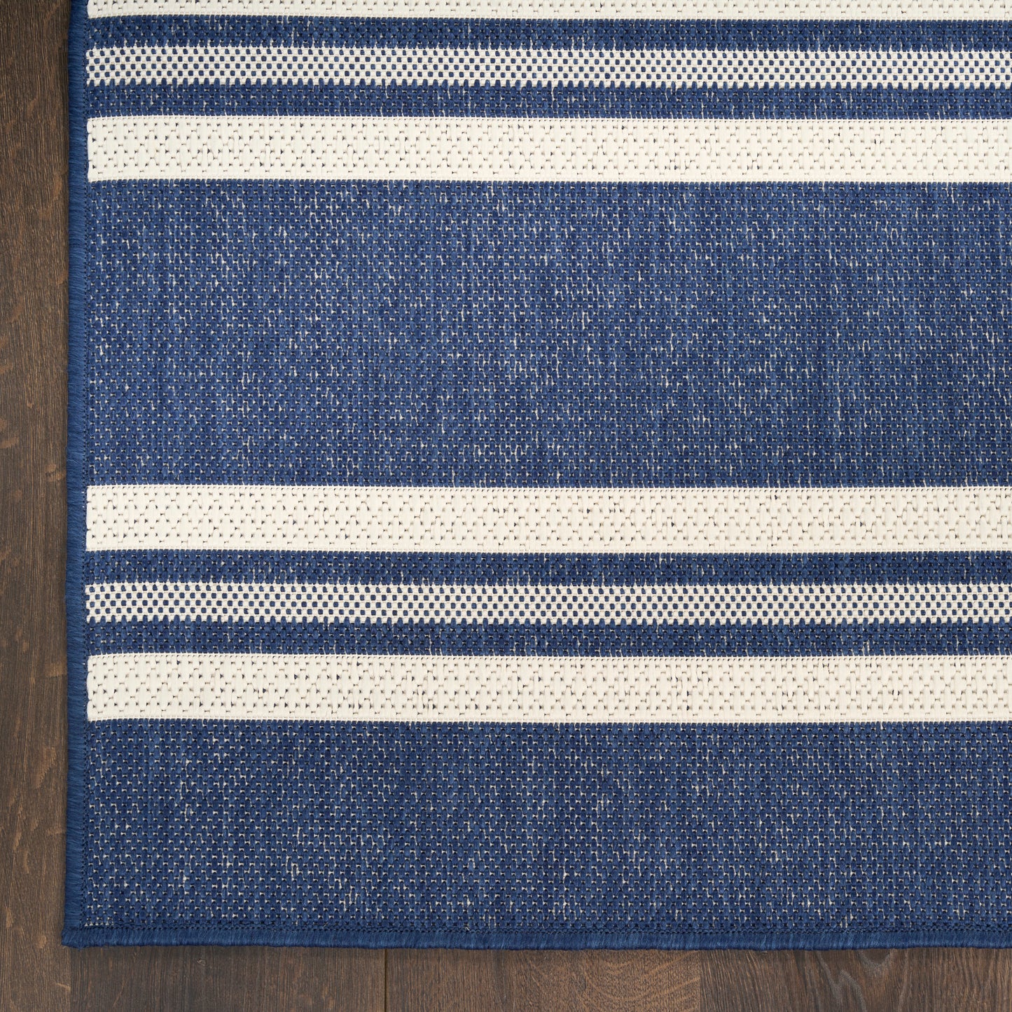 Nourison Horizon Indoor/Outdoor 4' x 6' Navy Modern Rug