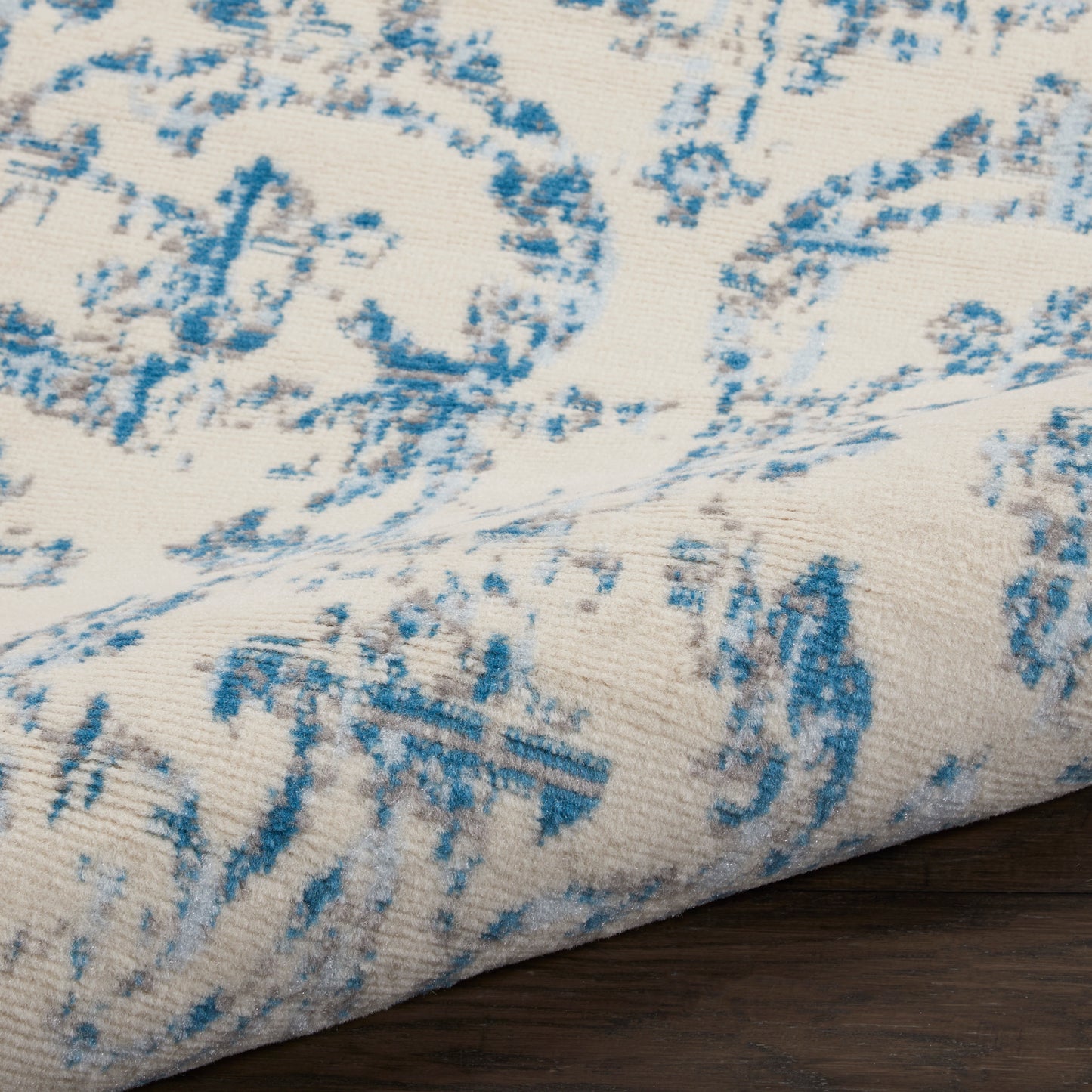 Nourison Jubilant 3' x 5' Ivory Blue Vintage Indoor Rug