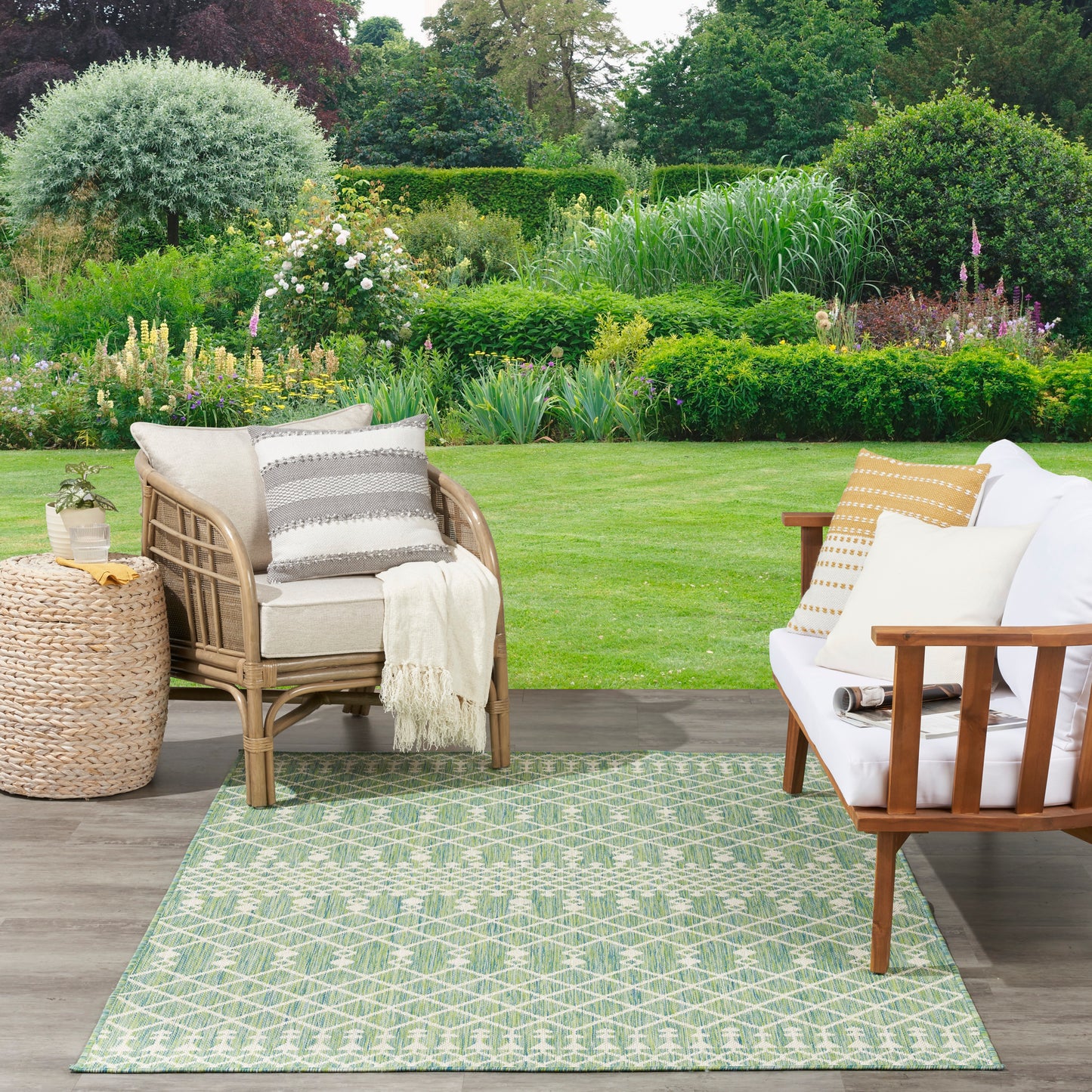Nourison Positano 5' x 7' Blue Green Modern Rug