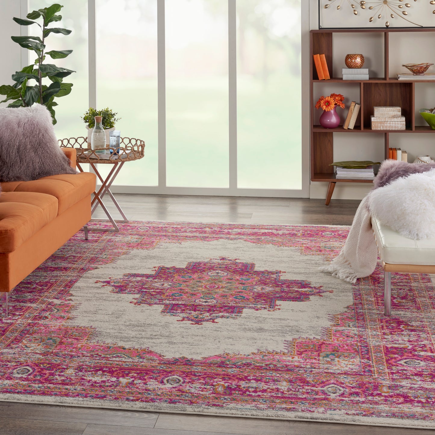 Nourison Passion 6'7" x 9'6" Ivory/Fuchsia Bohemian Indoor Rug
