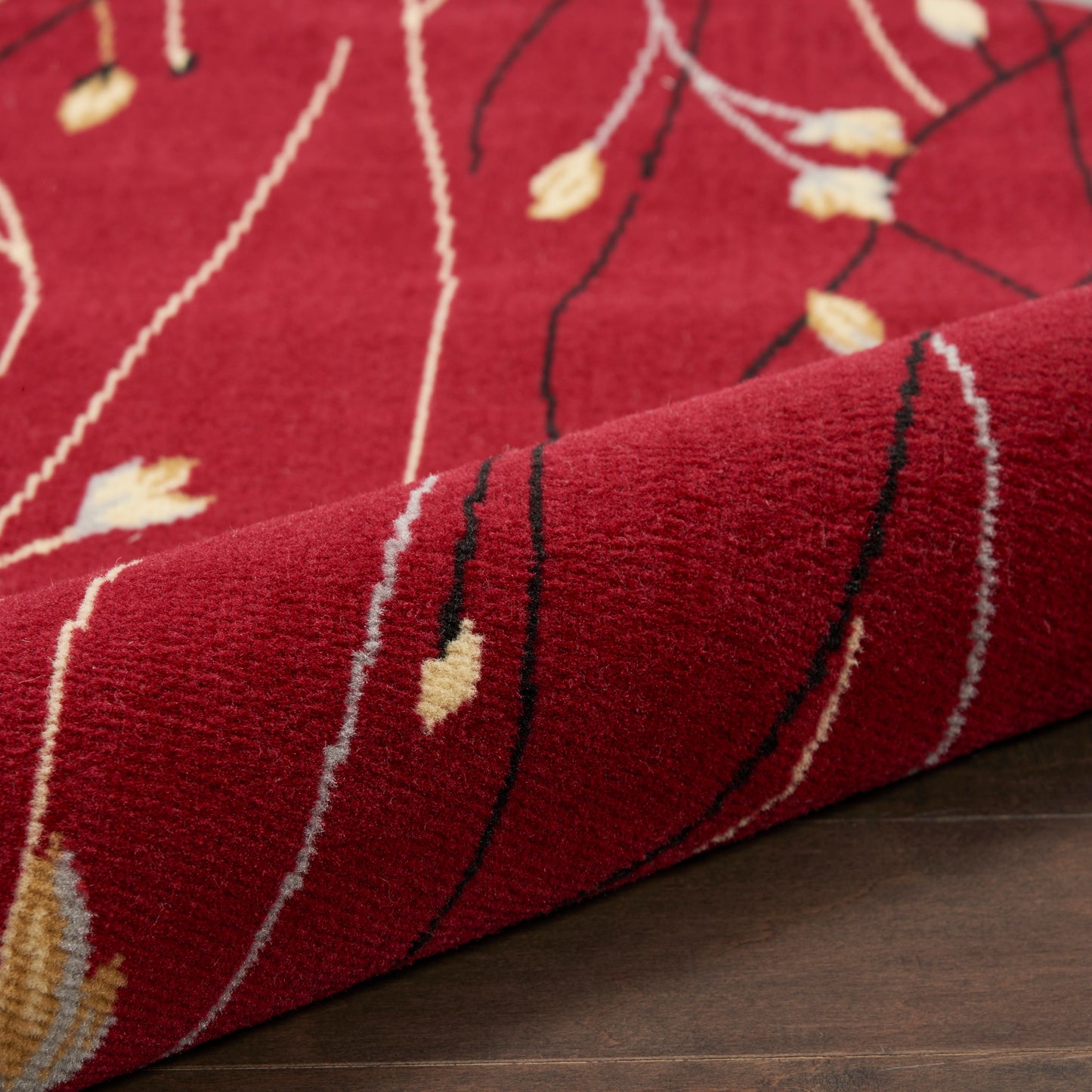 Nourison Grafix 4' x Round Red Contemporary Indoor Rug