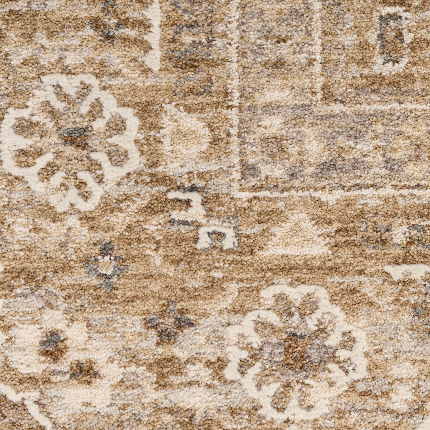 Nourison Retreat 5'3" x 7'6" Beige Vintage Indoor Rug