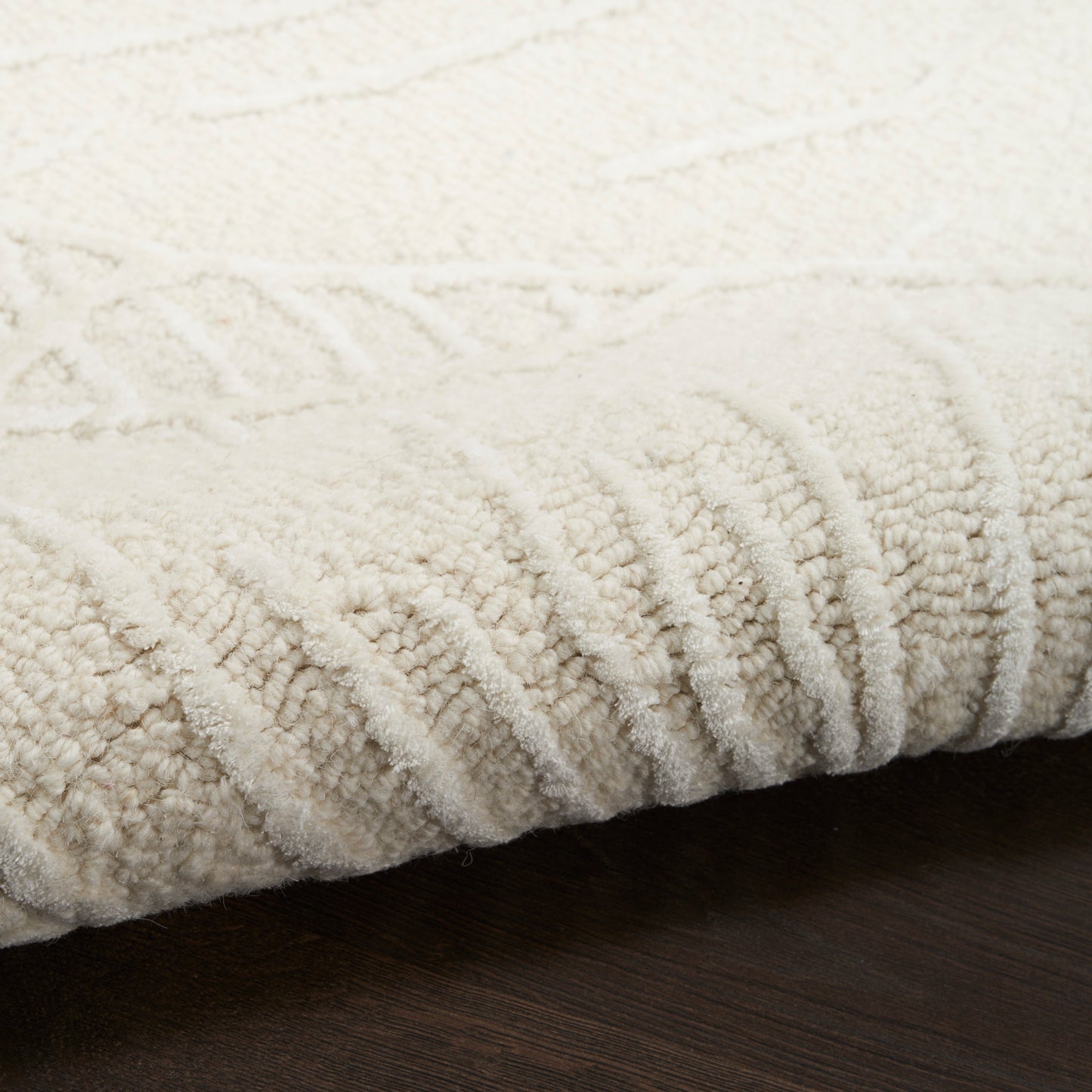 Nourison Avra 3'9" x 5'9" Ivory Modern Indoor Rug